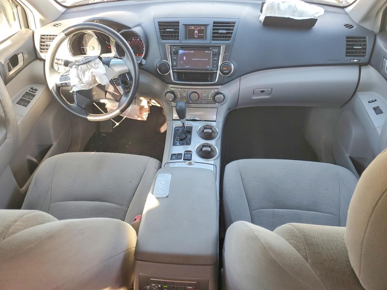 2013 TOYOTA HIGHLANDER BASE photo 8