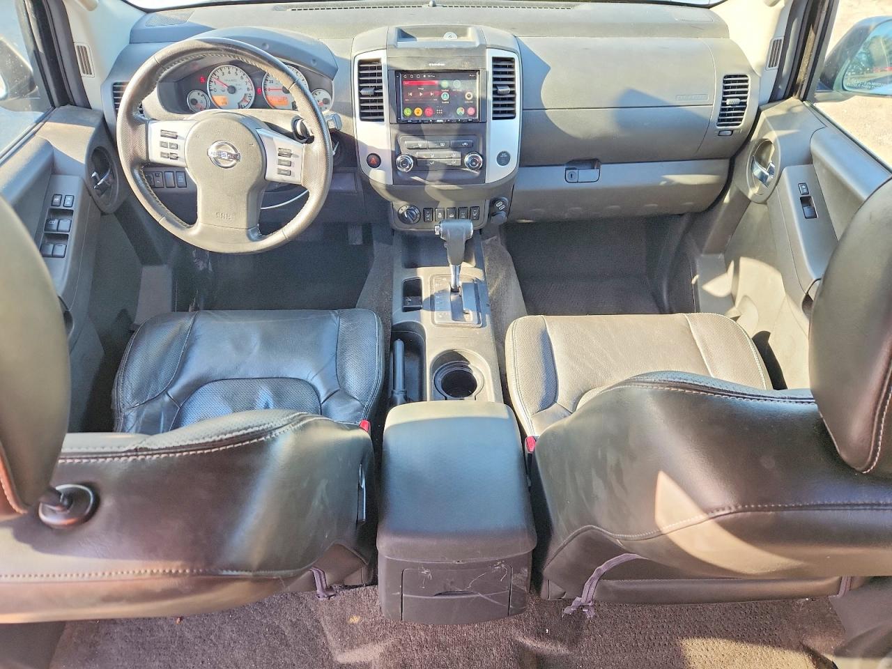 2015 NISSAN XTERRA X photo 8