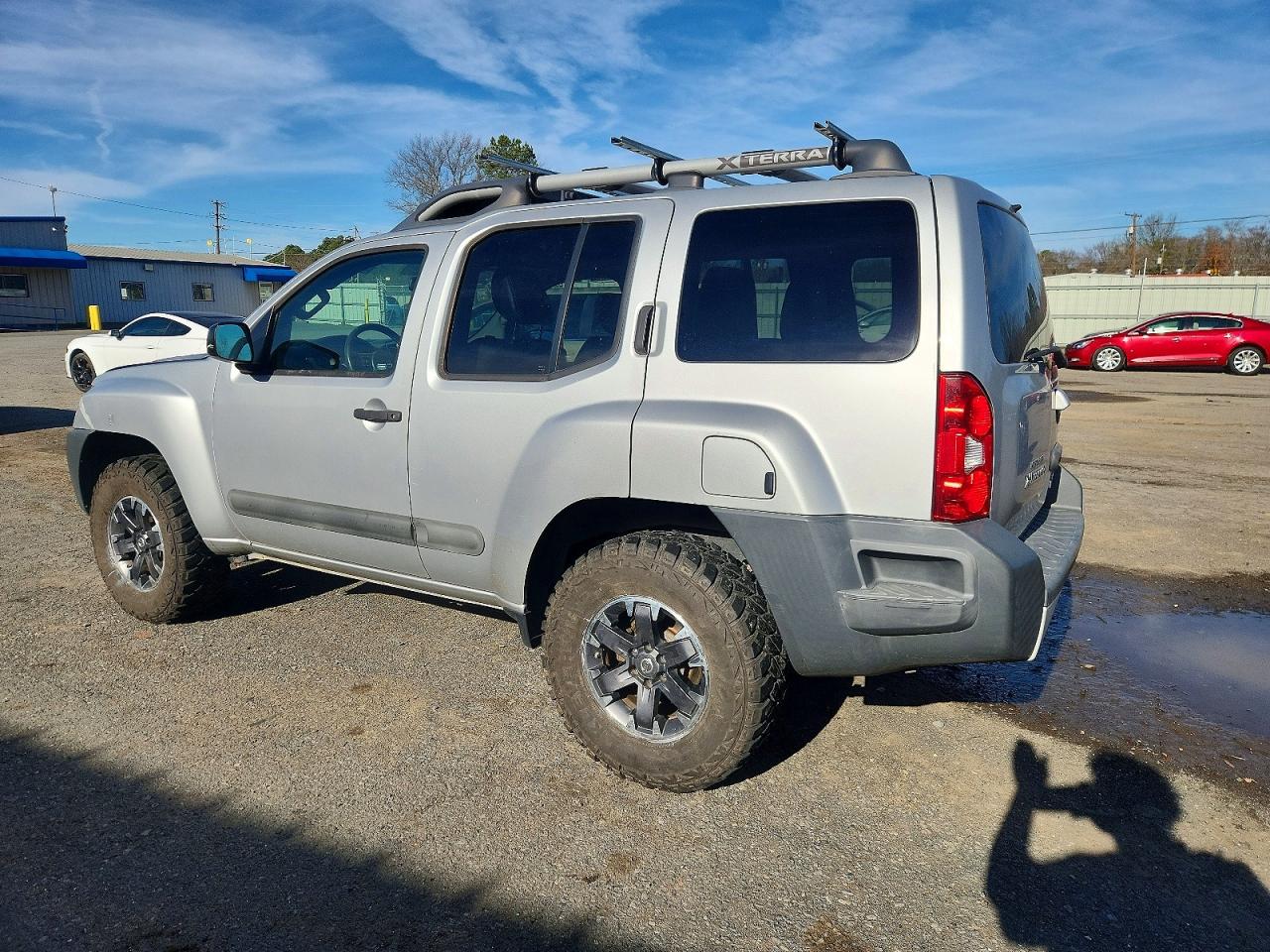 2015 NISSAN XTERRA X photo 2