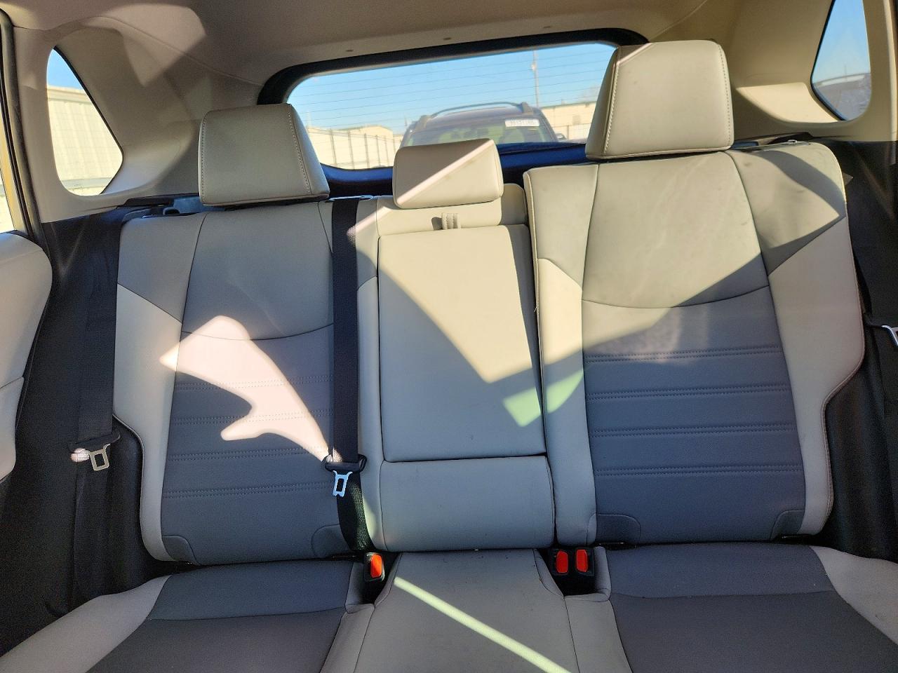2021 TOYOTA RAV4 XLE PREMIUM photo 28