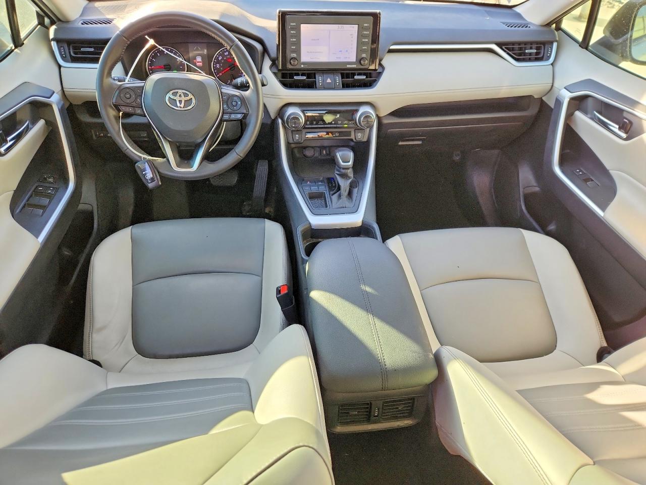 2021 TOYOTA RAV4 XLE PREMIUM photo 22