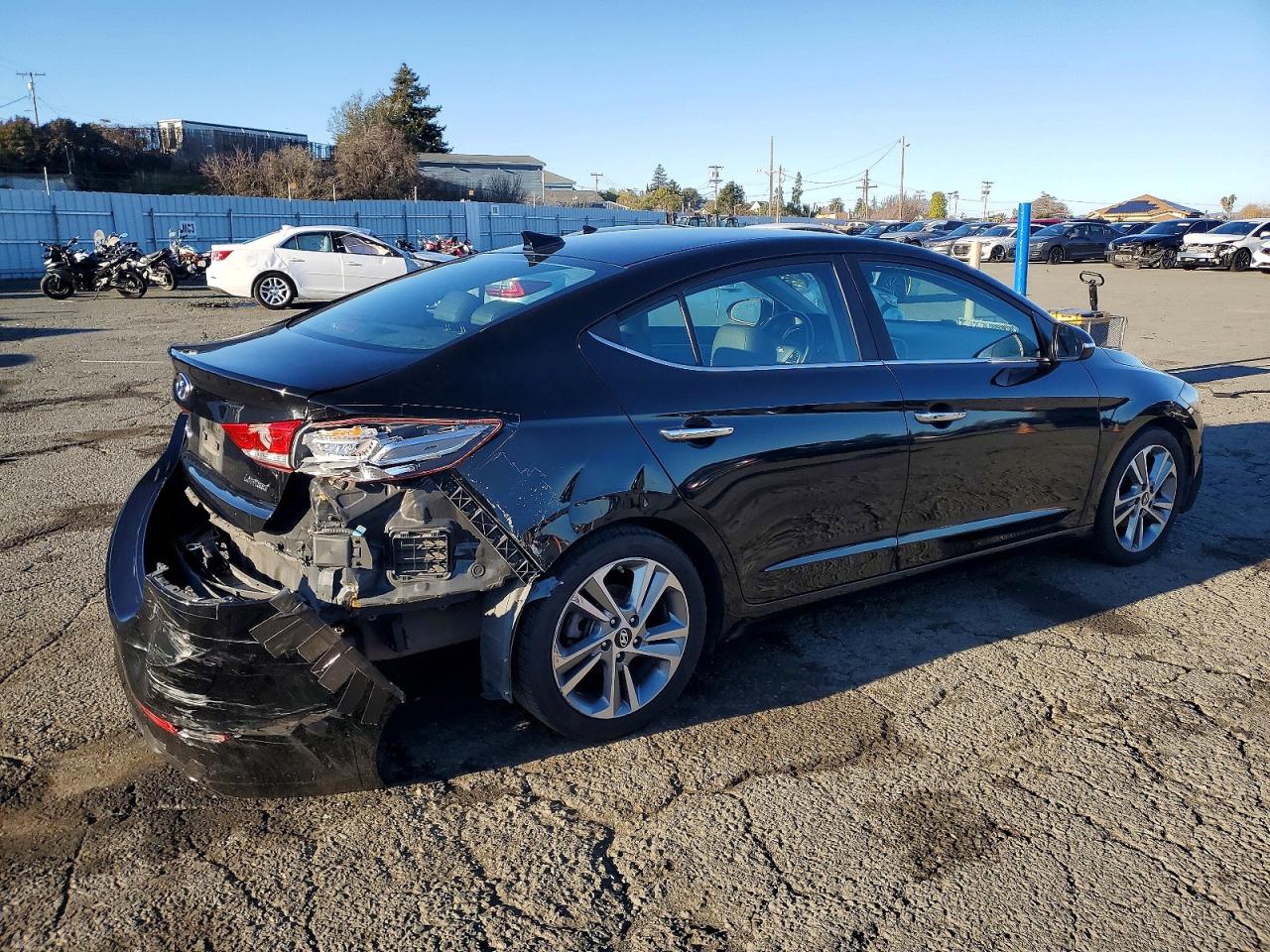 2017 HYUNDAI ELANTRA SE photo 5