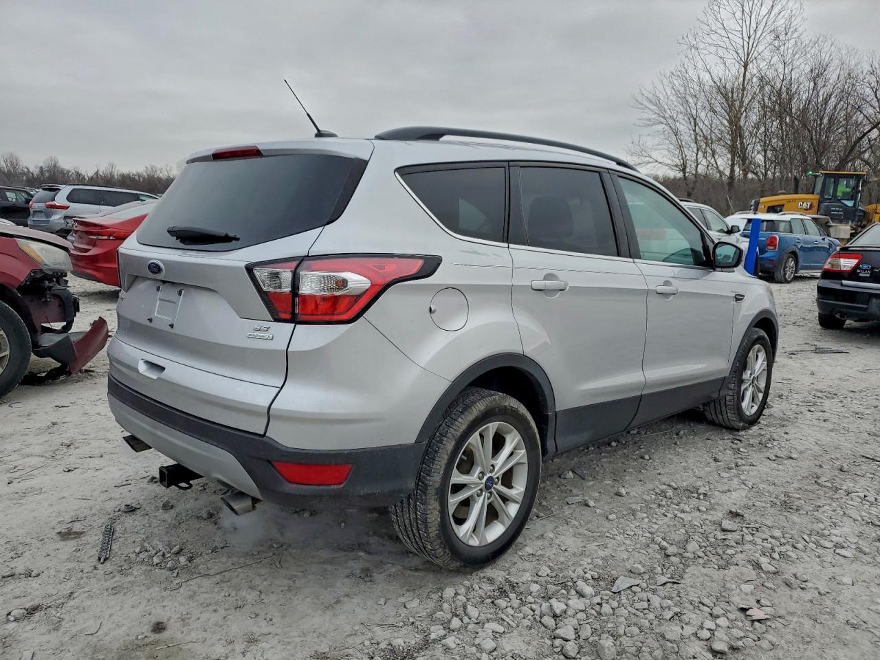 2017 FORD ESCAPE SE photo 3