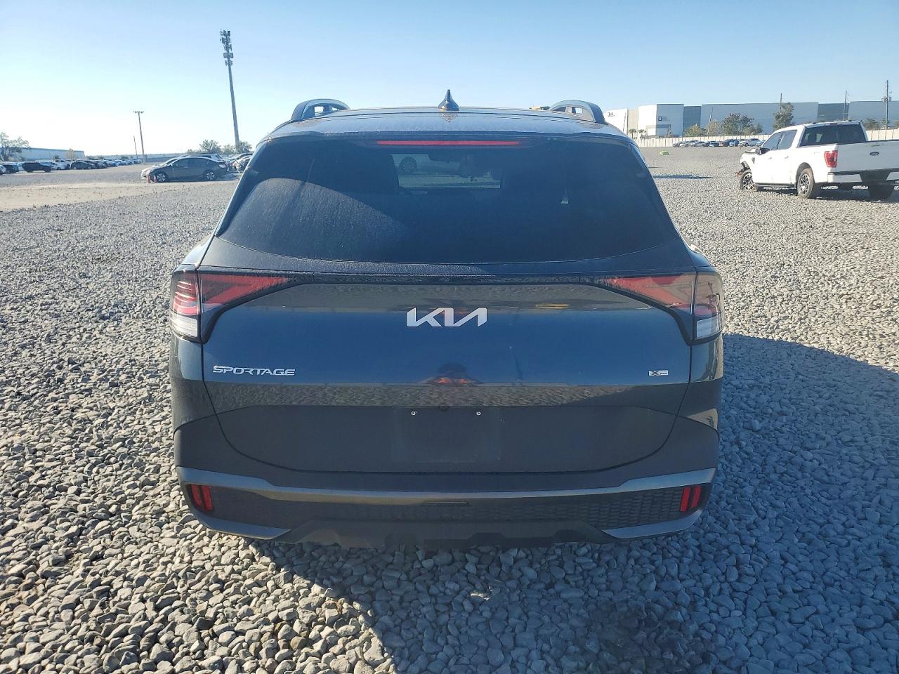 2023 KIA SPORTAGE X-PRO photo 6