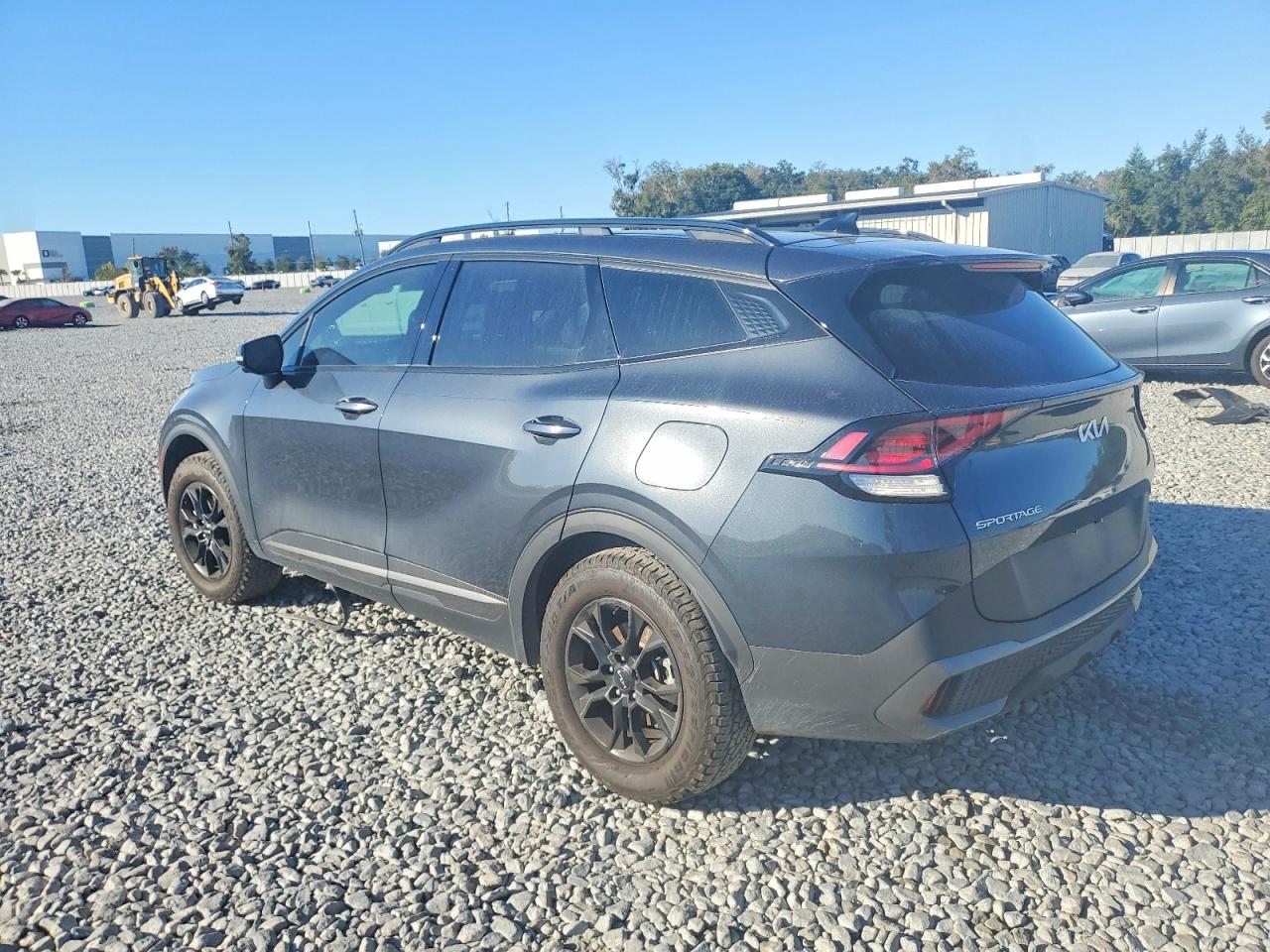 2023 KIA SPORTAGE X-PRO photo 2