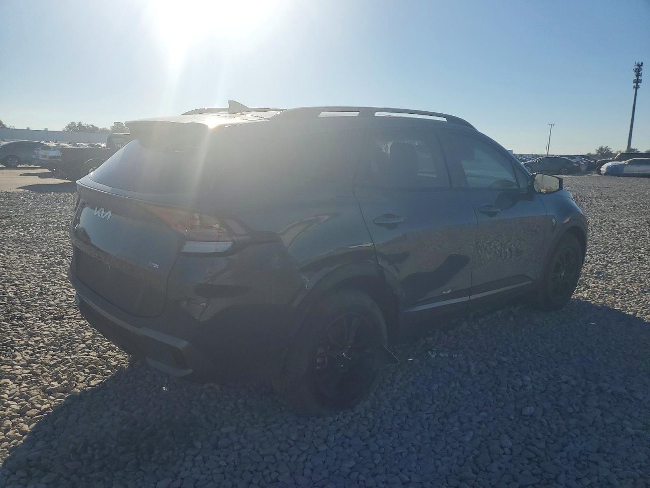 2023 KIA SPORTAGE X-PRO photo 3