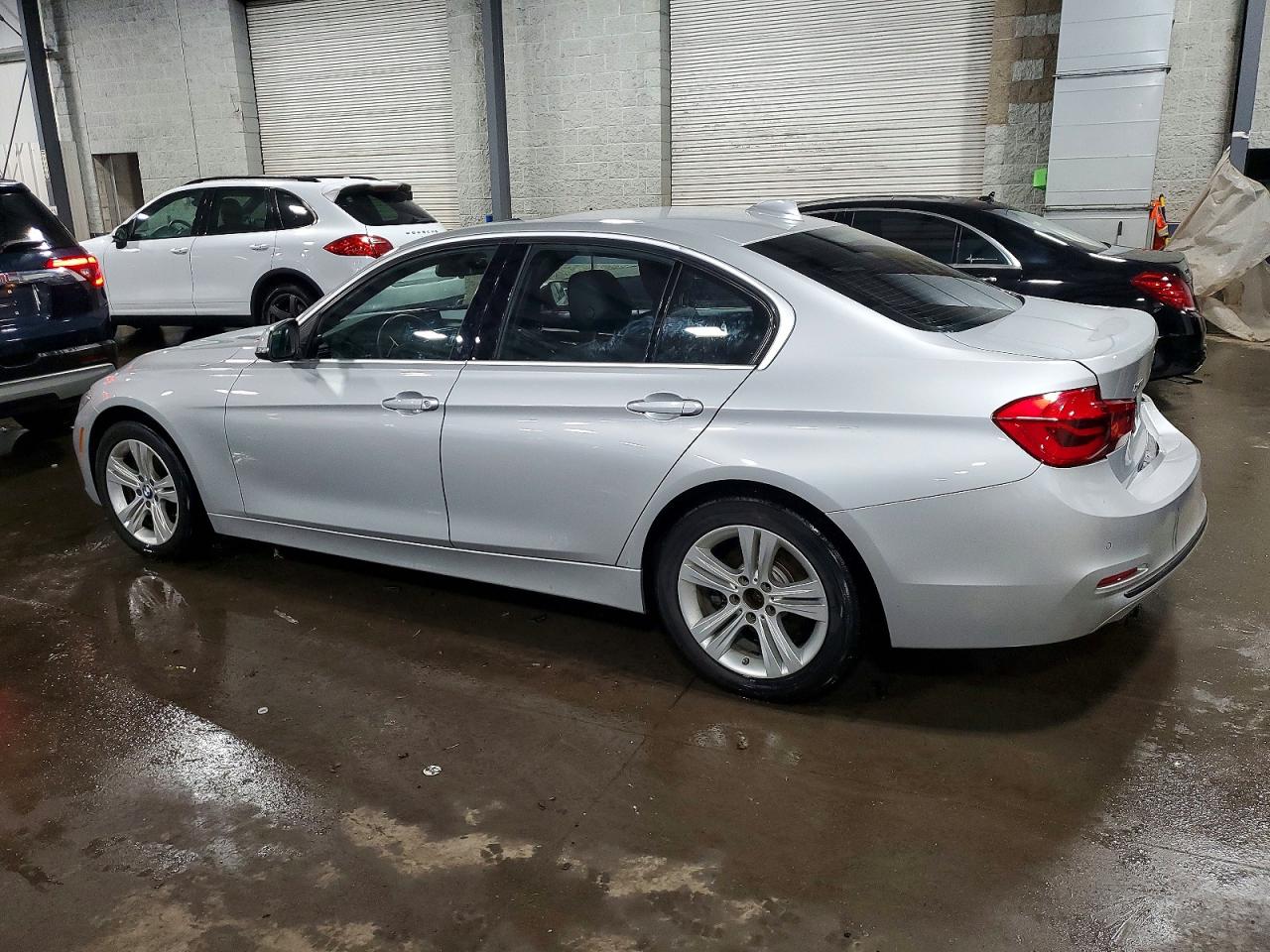 2017 BMW 330 XI photo 2