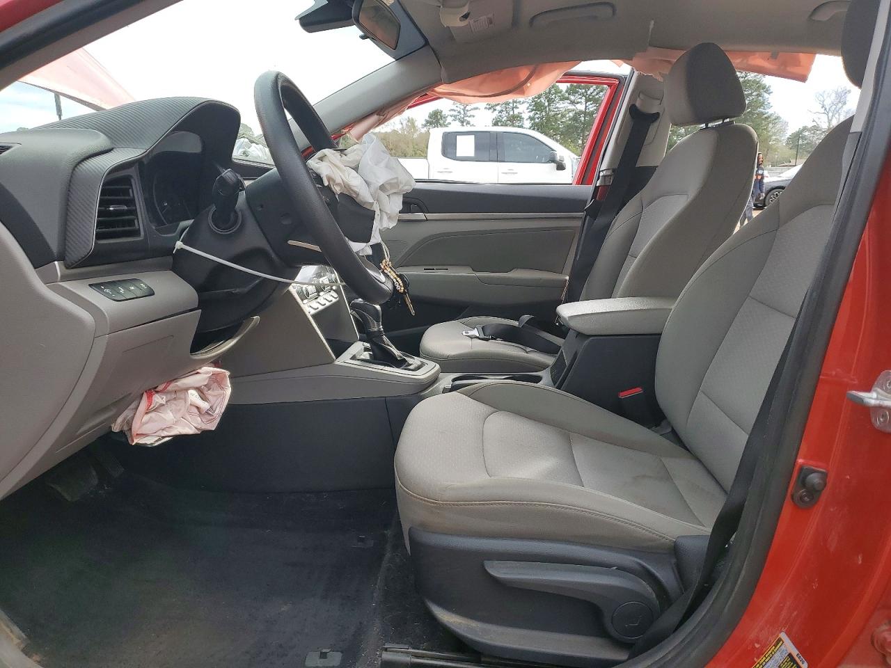 2020 HYUNDAI ELANTRA SEL photo 7