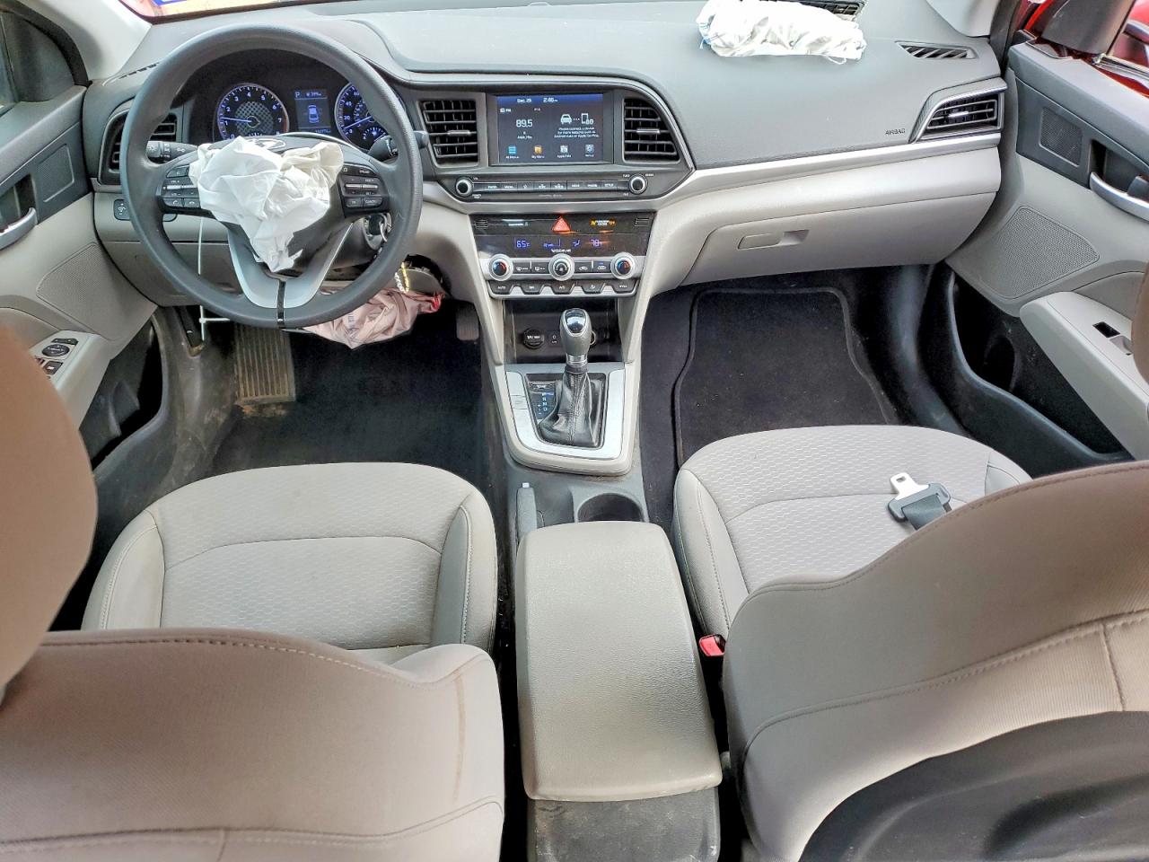 2020 HYUNDAI ELANTRA SEL photo 8