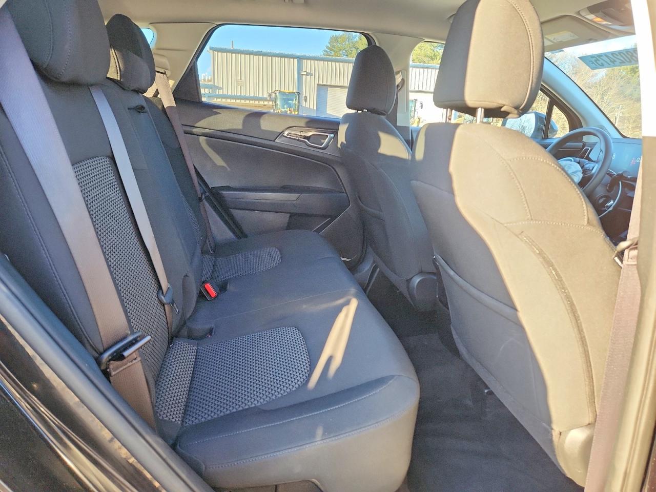 2023 KIA SPORTAGE LX photo 11