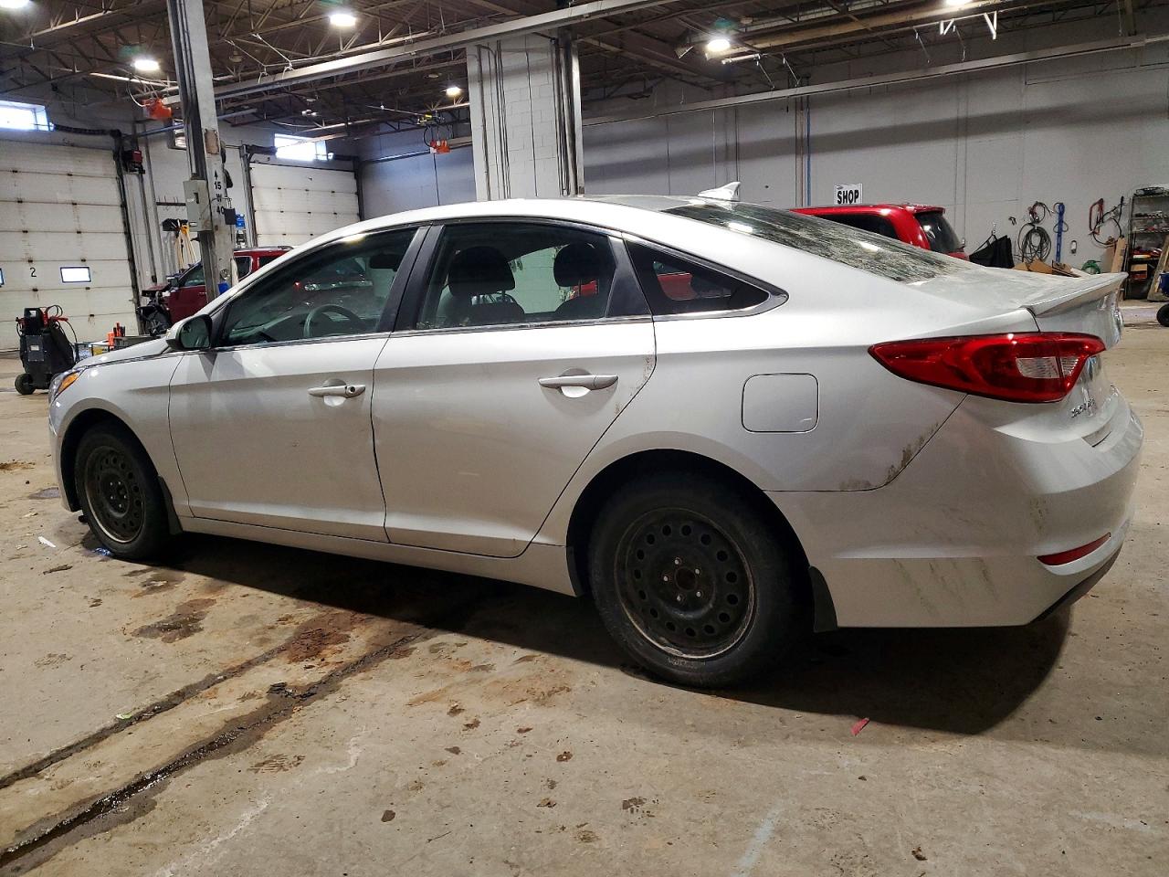 2016 HYUNDAI SONATA SE photo 2
