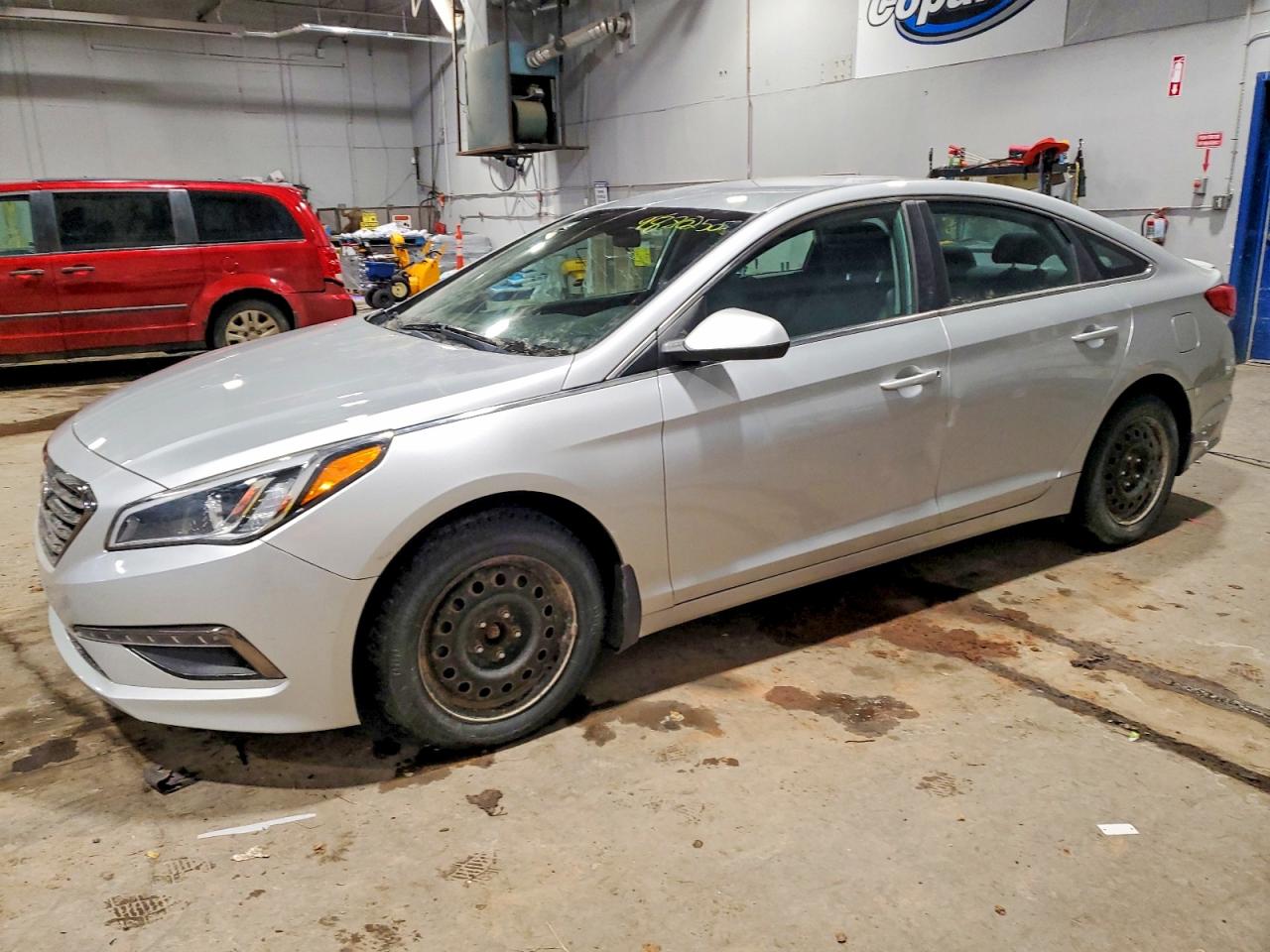 2016 HYUNDAI SONATA