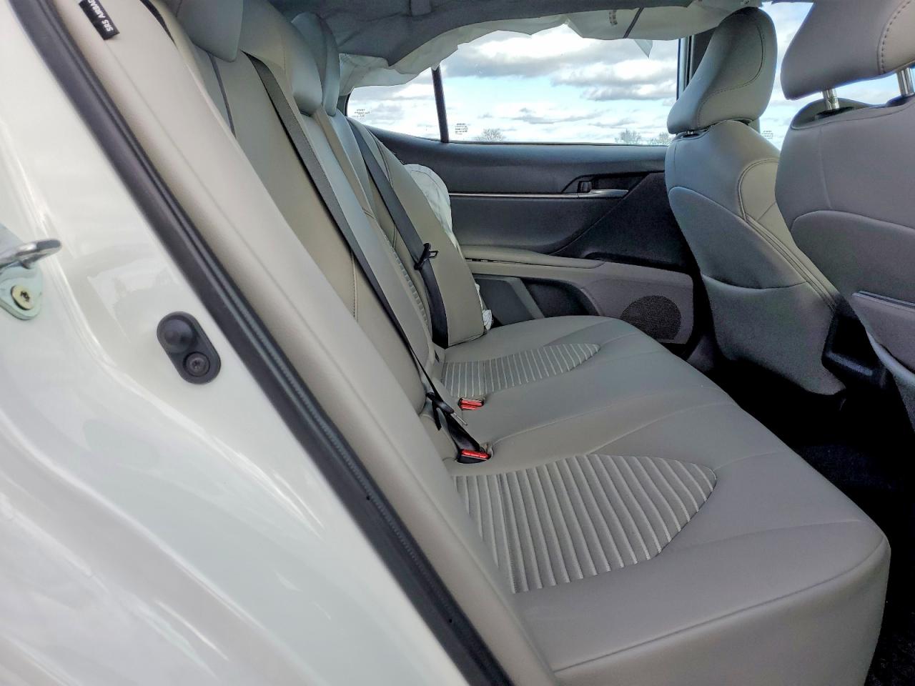 2024 TOYOTA CAMRY SE NIGHT SHADE photo 10