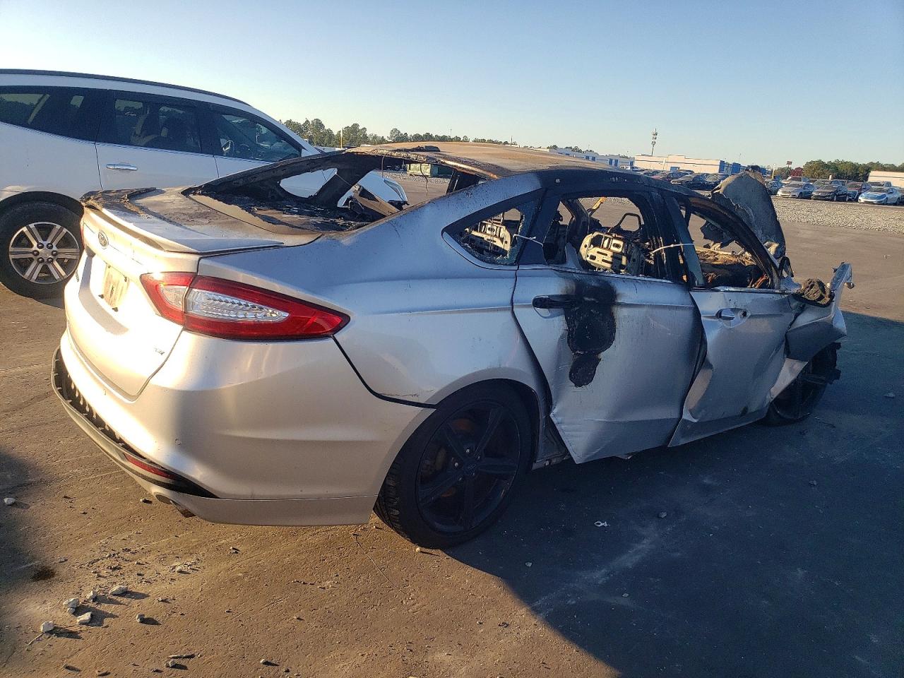 2016 FORD FUSION SE photo 3