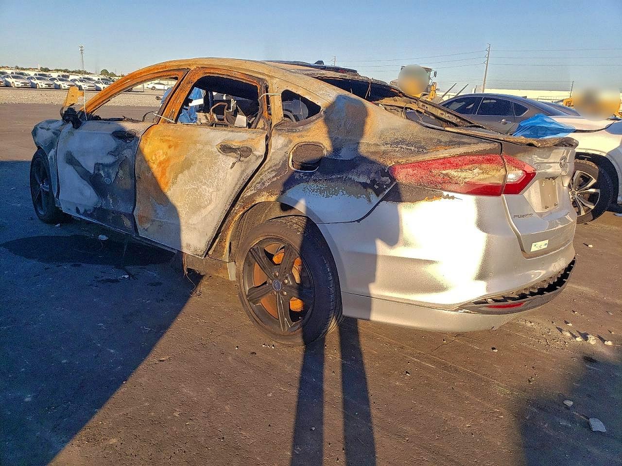 2016 FORD FUSION SE photo 2