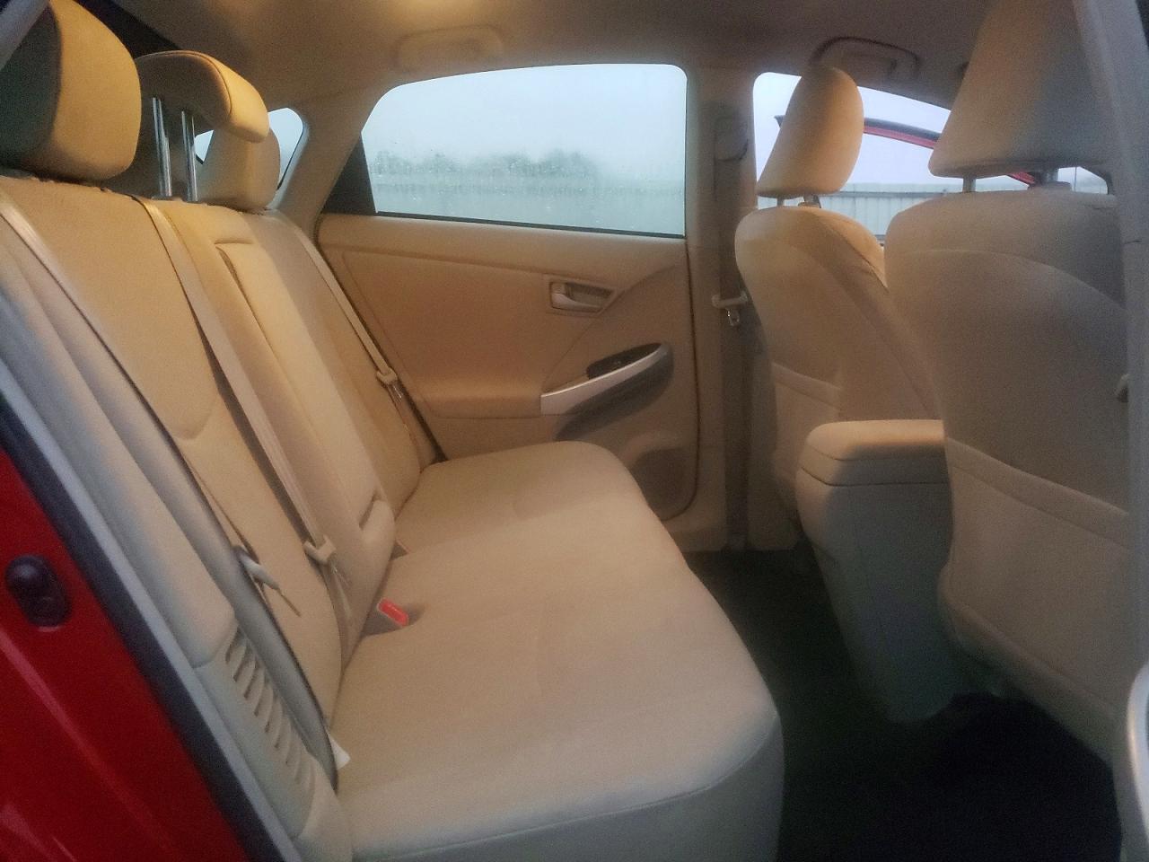 2012 TOYOTA PRIUS photo 10