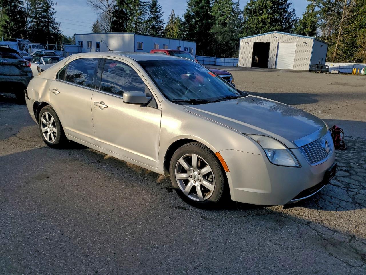 2010 MERCURY MILAN PREMIER photo 4