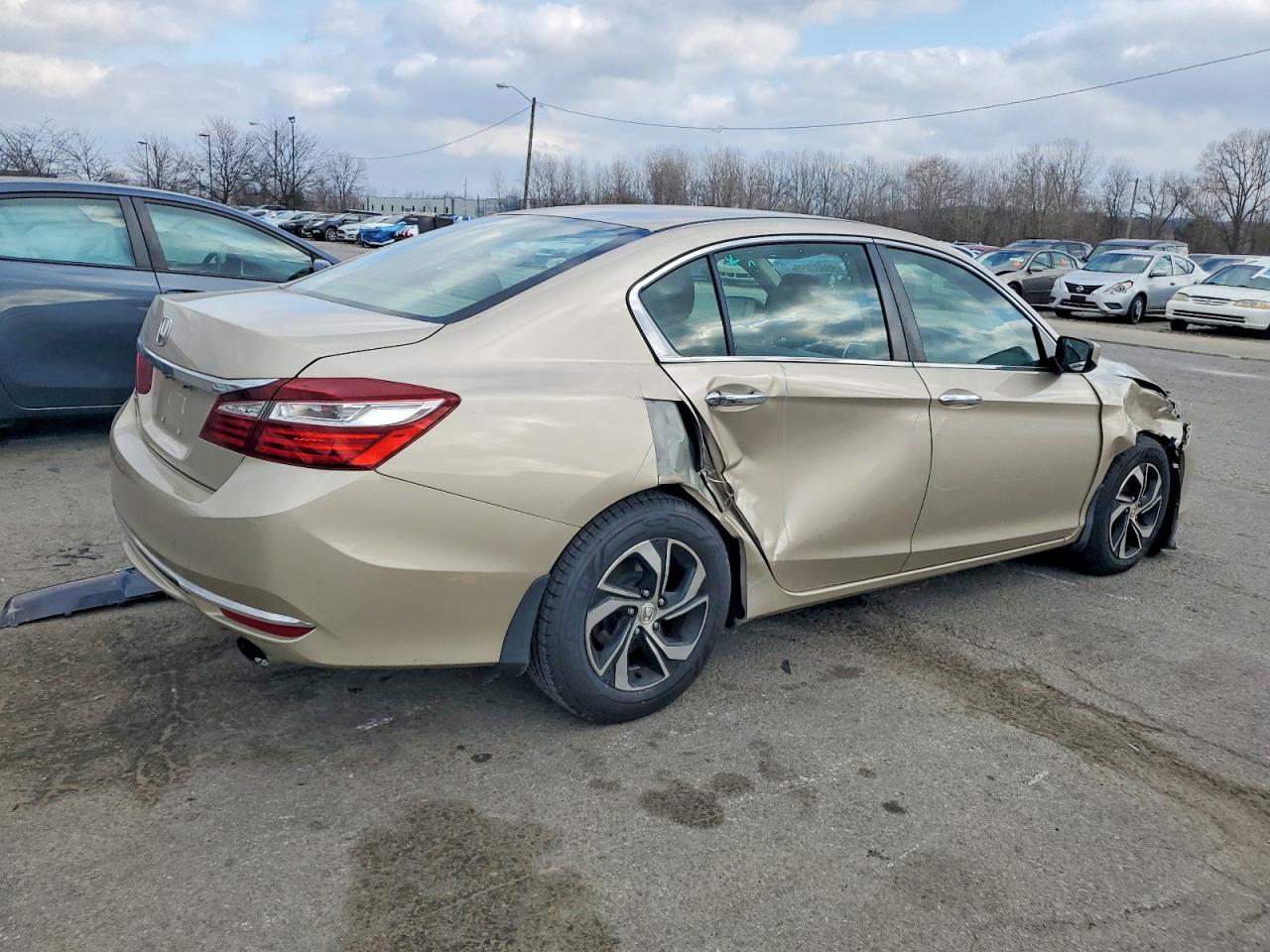 2017 HONDA ACCORD LX photo 3