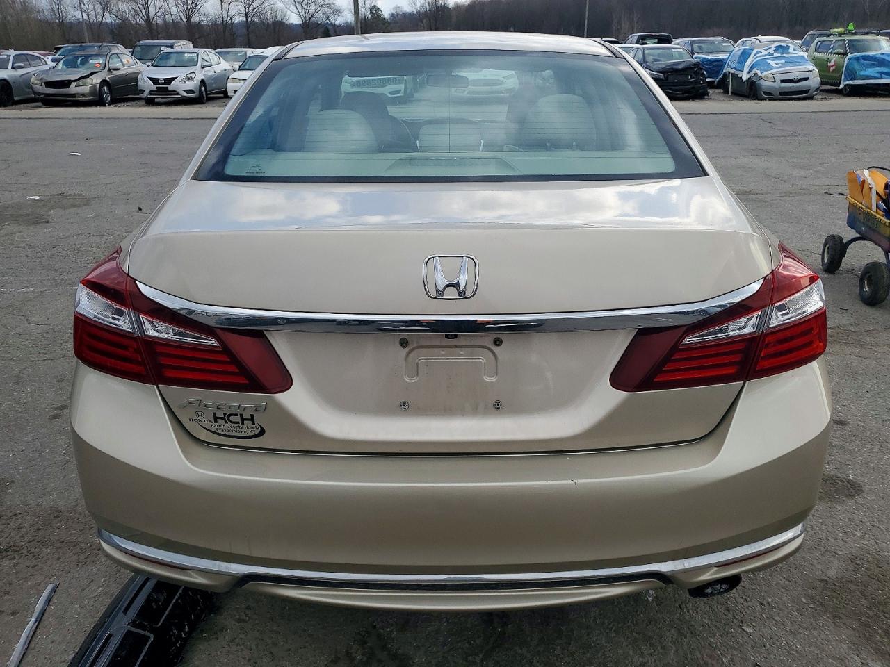 2017 HONDA ACCORD LX photo 6