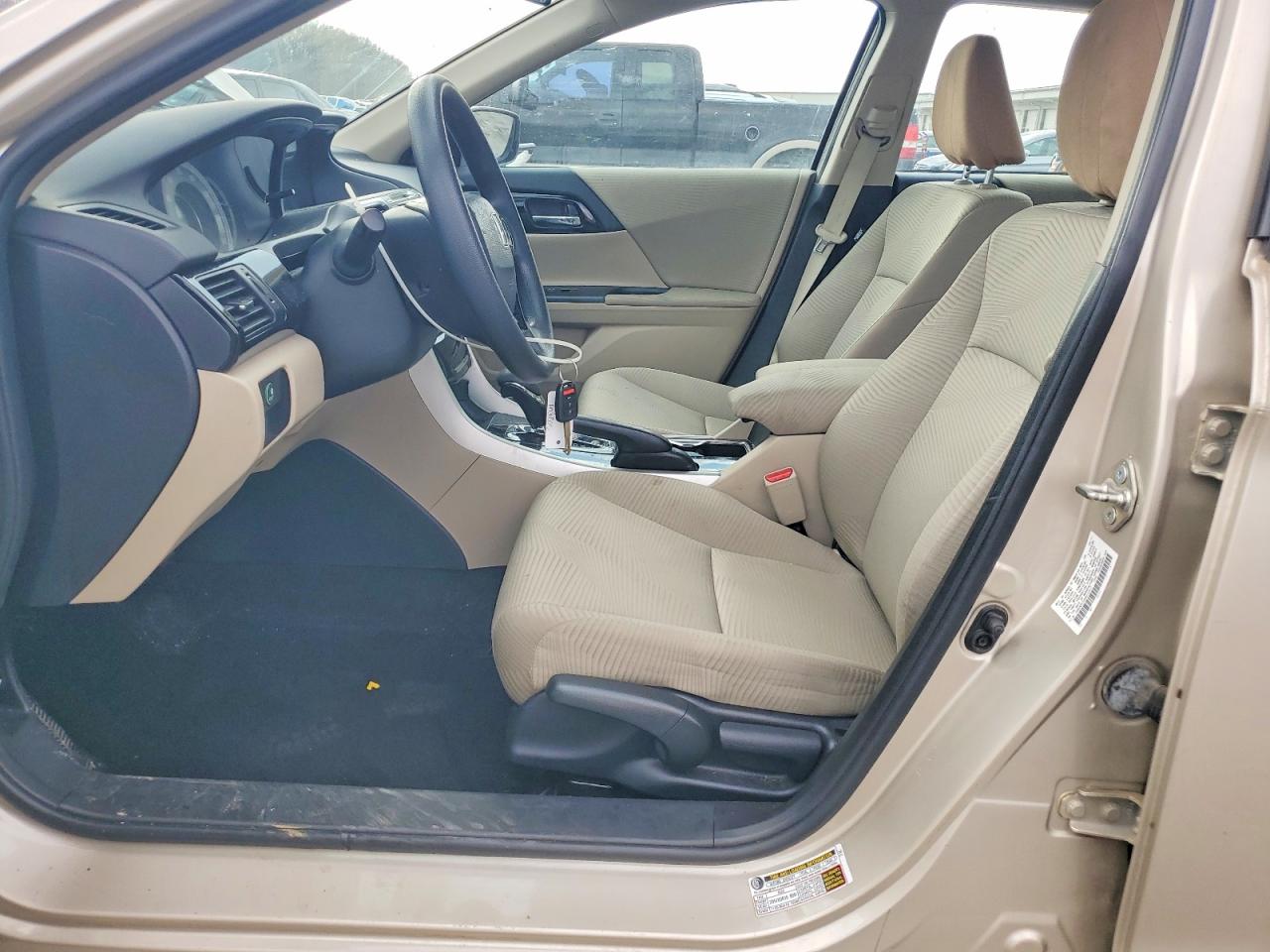 2017 HONDA ACCORD LX photo 7