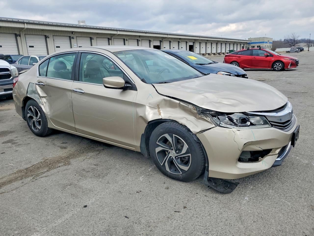 2017 HONDA ACCORD LX photo 4