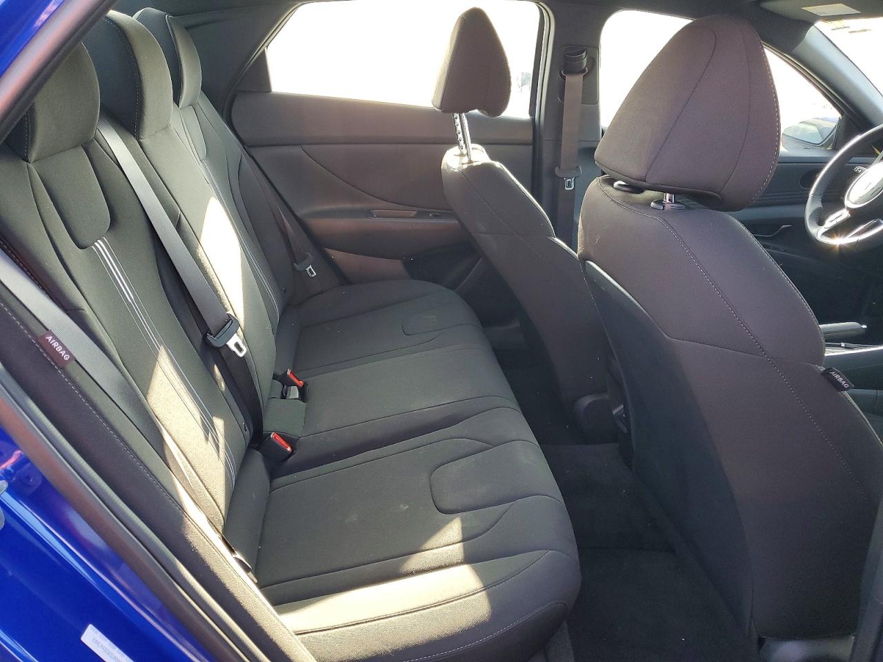 2025 HYUNDAI ELANTRA SEL SPORT photo 10