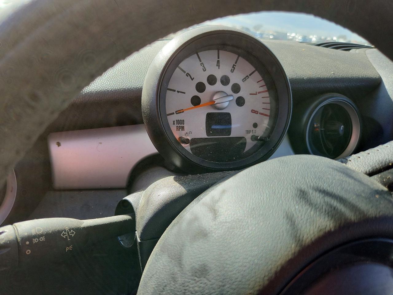 2012 MINI COOPER photo 9