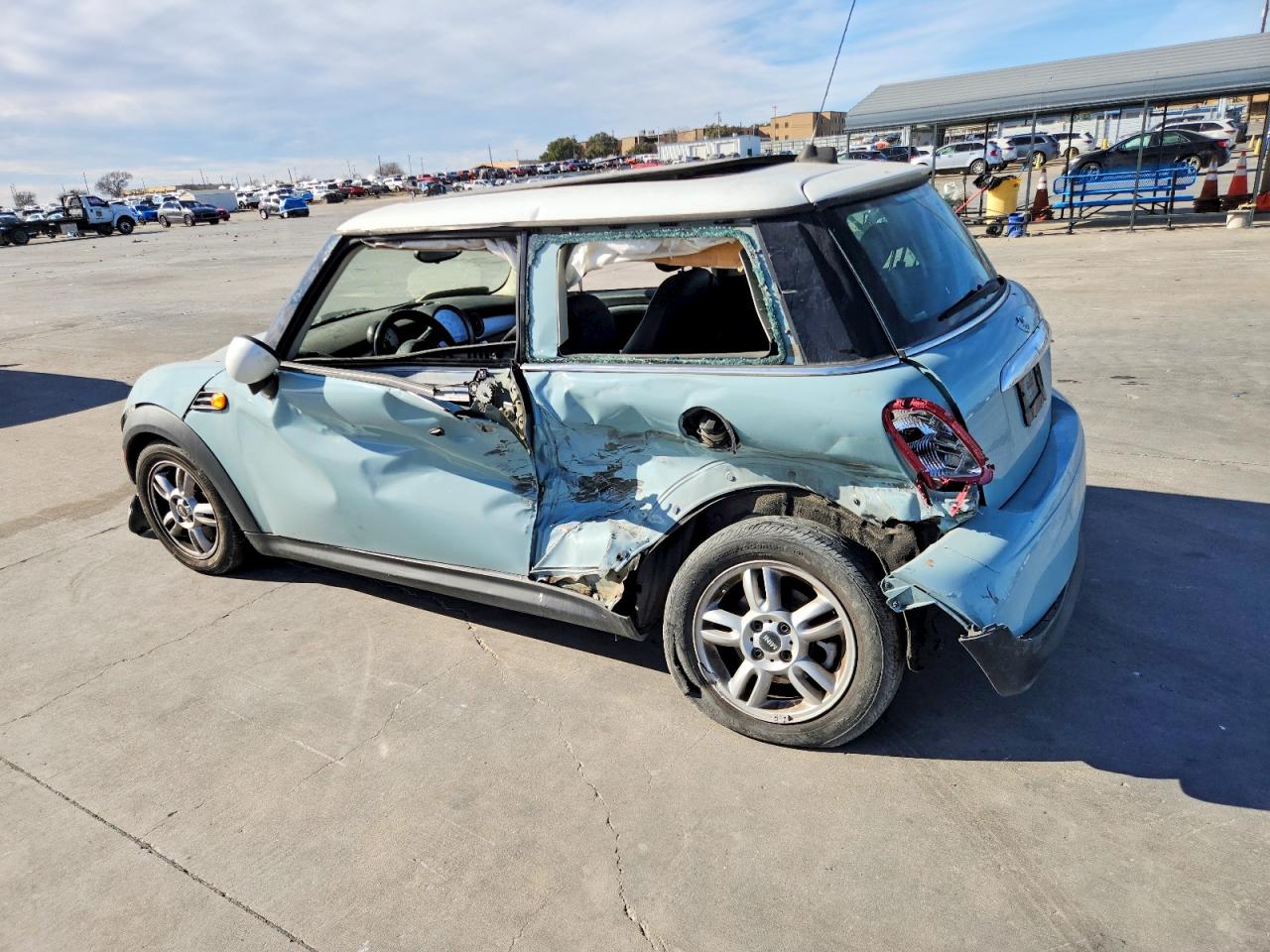 2012 MINI COOPER photo 2