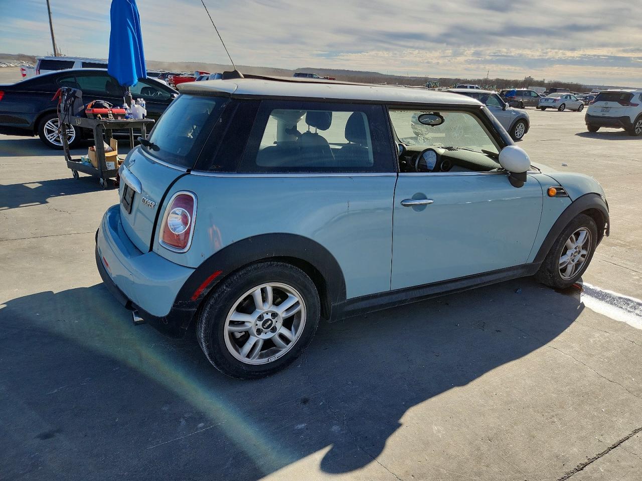 2012 MINI COOPER photo 3
