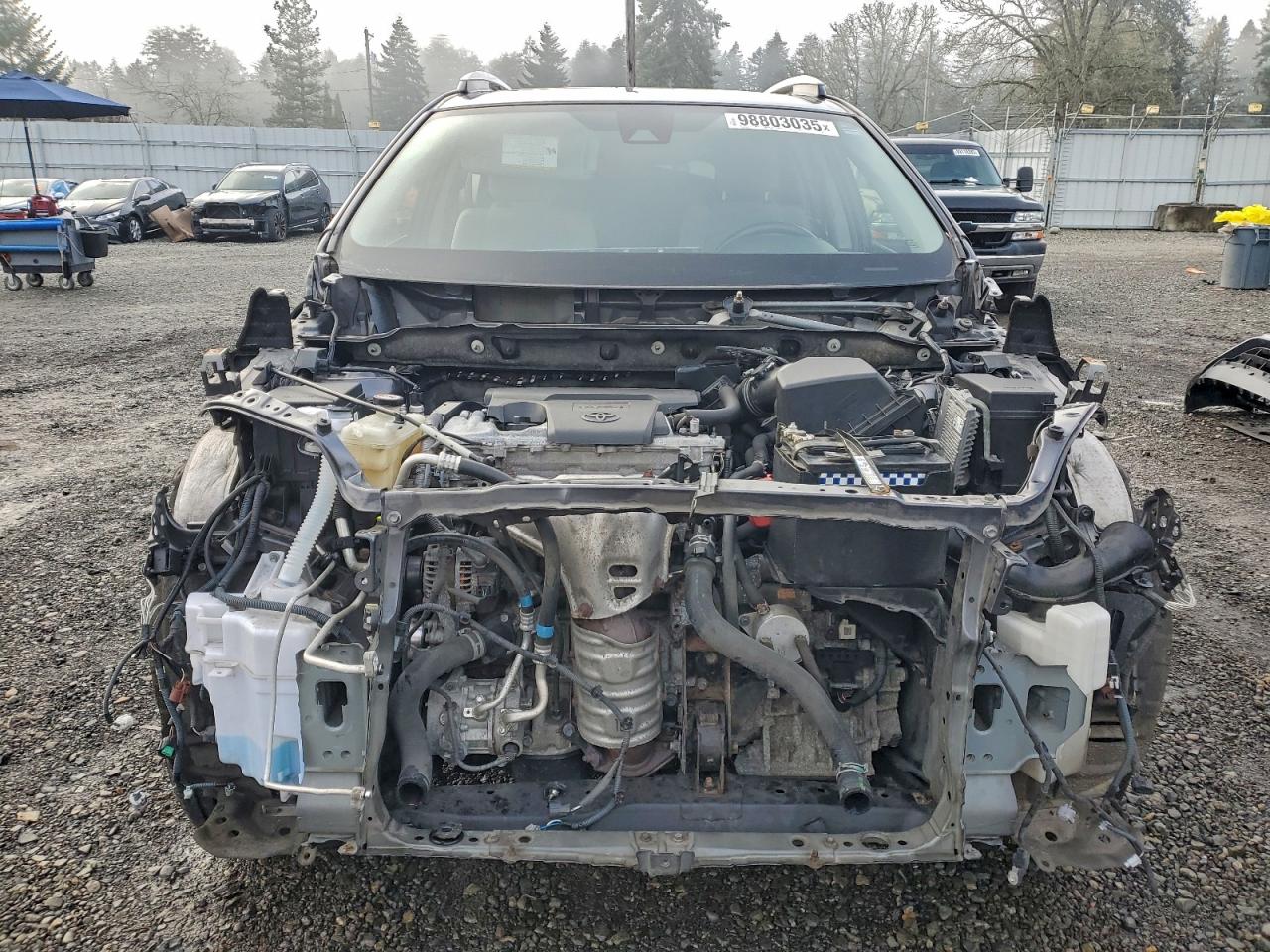2017 TOYOTA RAV4 XLE photo 5