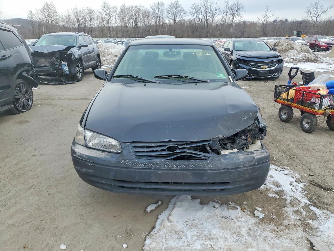1999 TOYOTA CAMRY CE photo 5