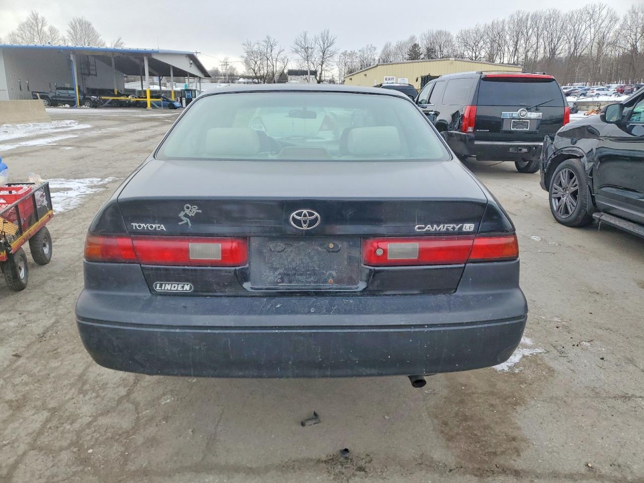 1999 TOYOTA CAMRY CE photo 6