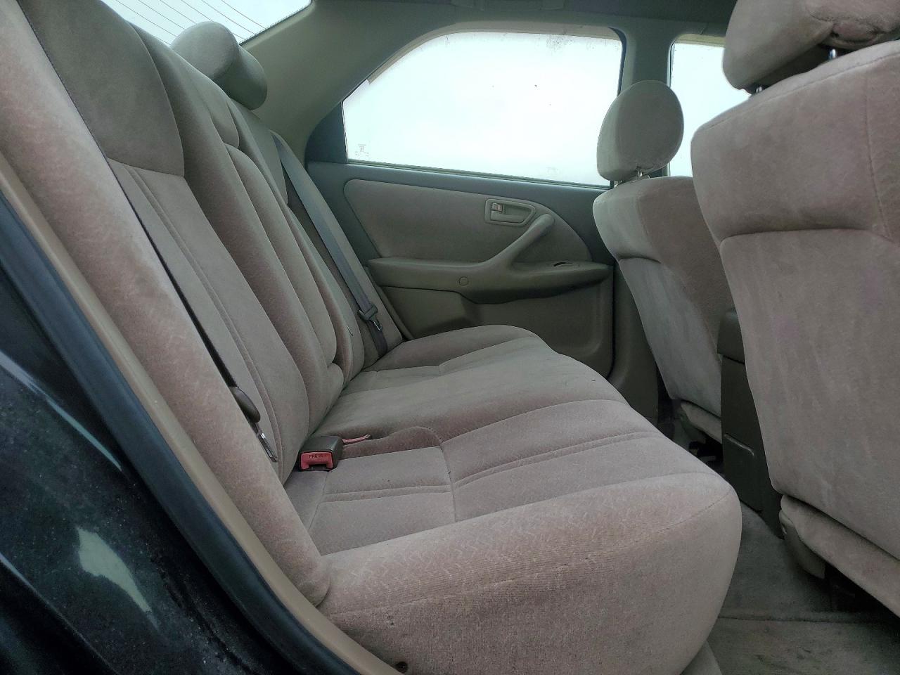 1999 TOYOTA CAMRY CE photo 10