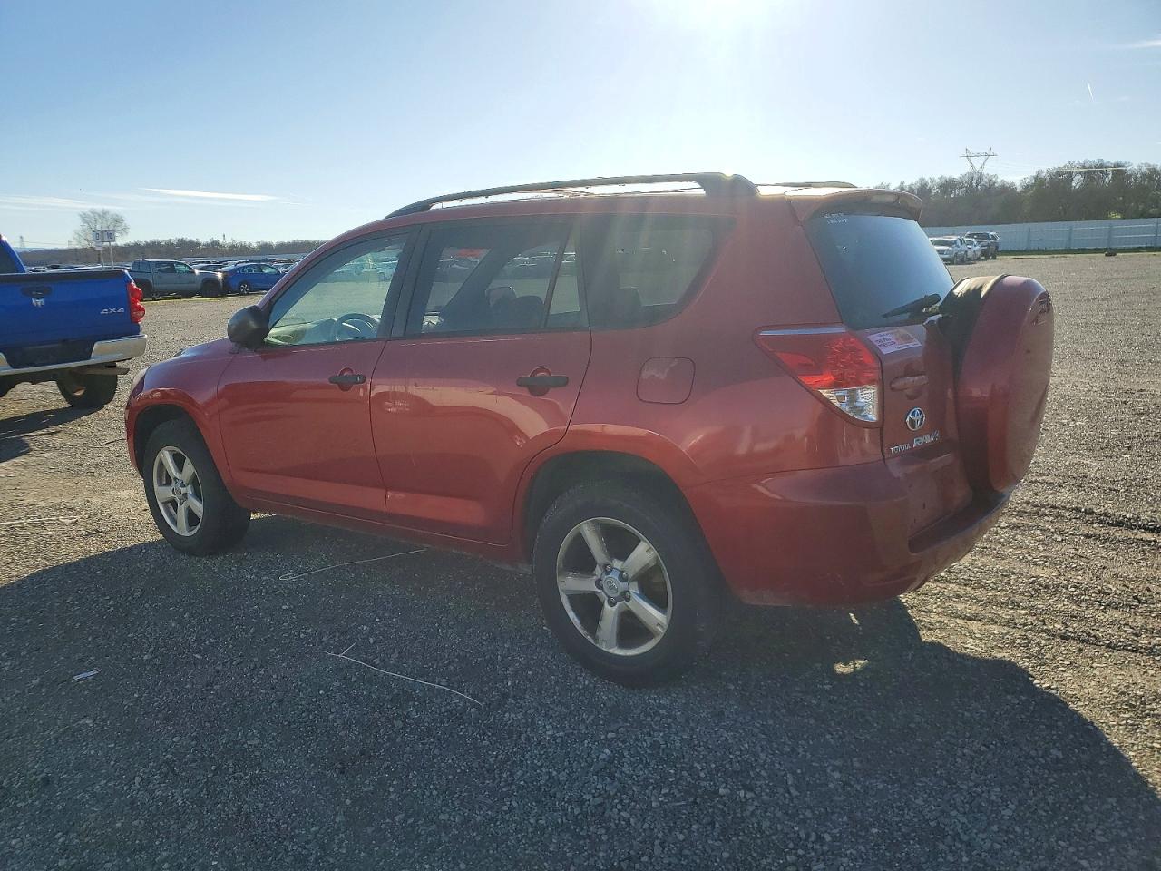 2006 TOYOTA RAV4 photo 2