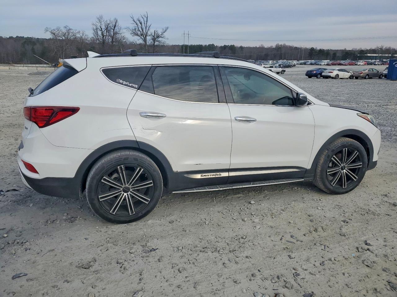 2017 HYUNDAI SANTA FE SPORT photo 3