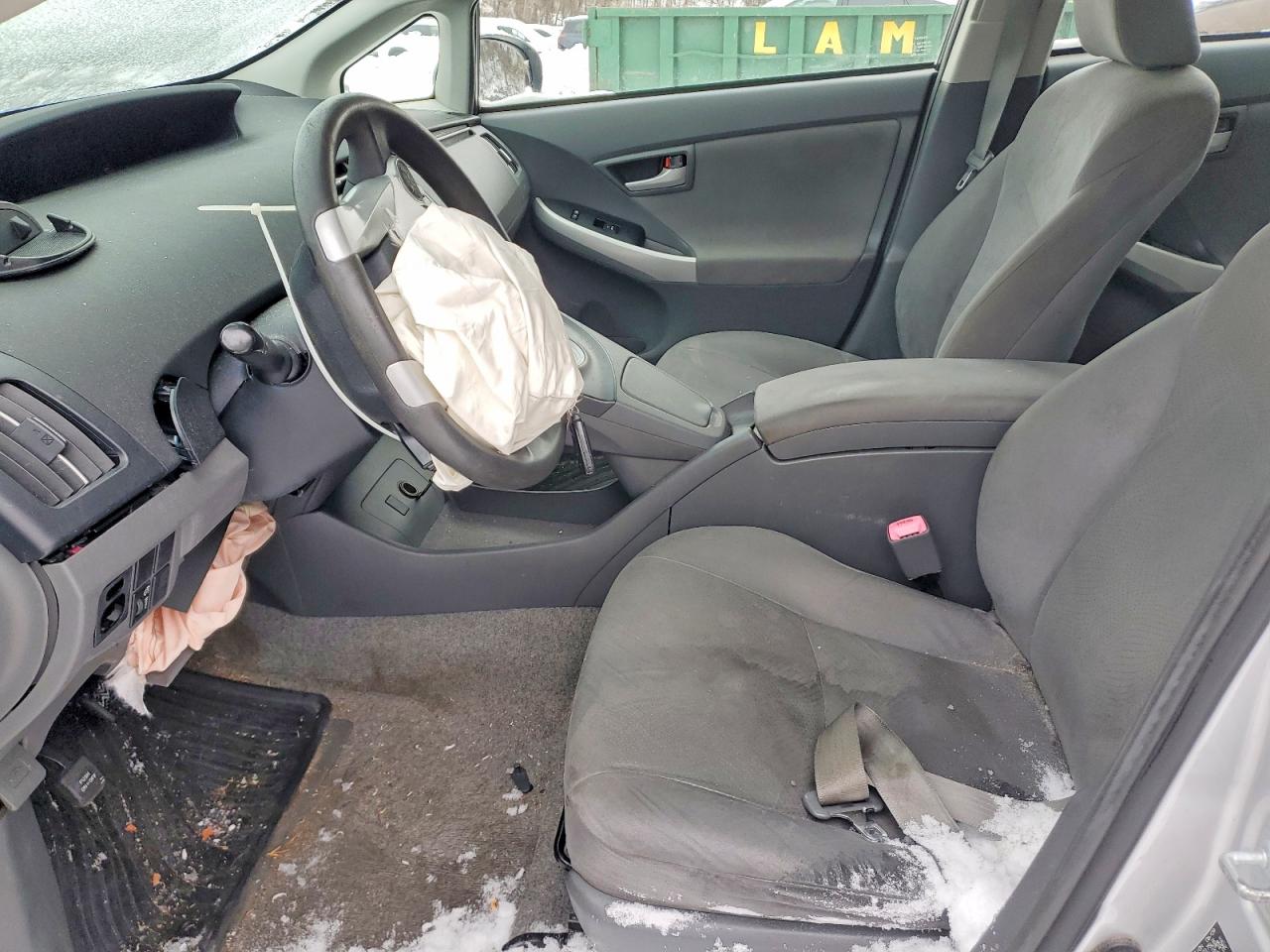2010 TOYOTA PRIUS photo 7