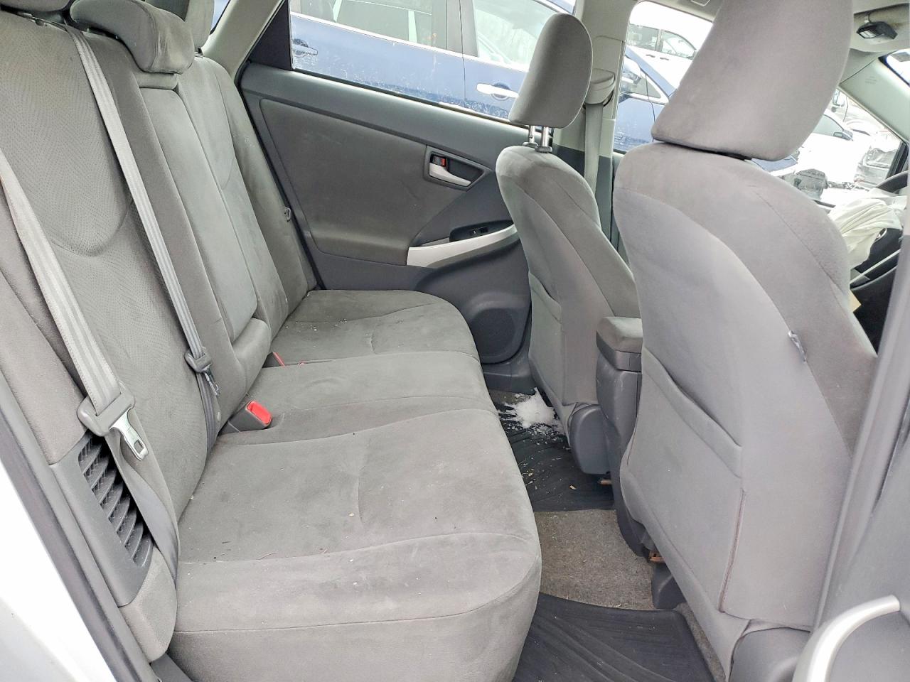2010 TOYOTA PRIUS photo 10