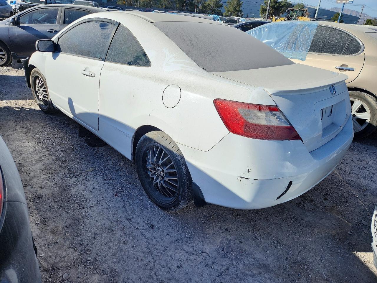 2011 HONDA CIVIC LX photo 2