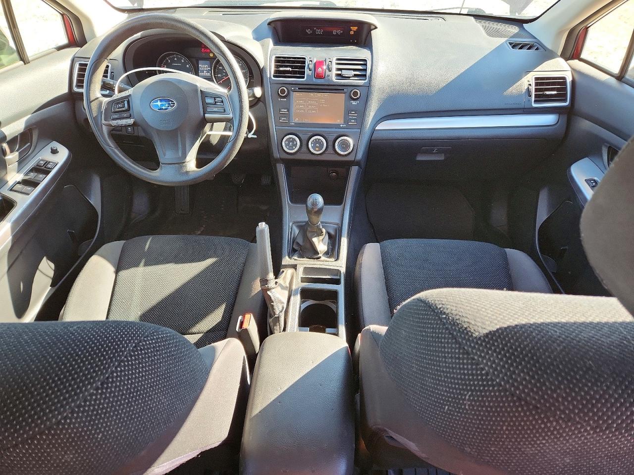 2016 SUBARU IMPREZA photo 8