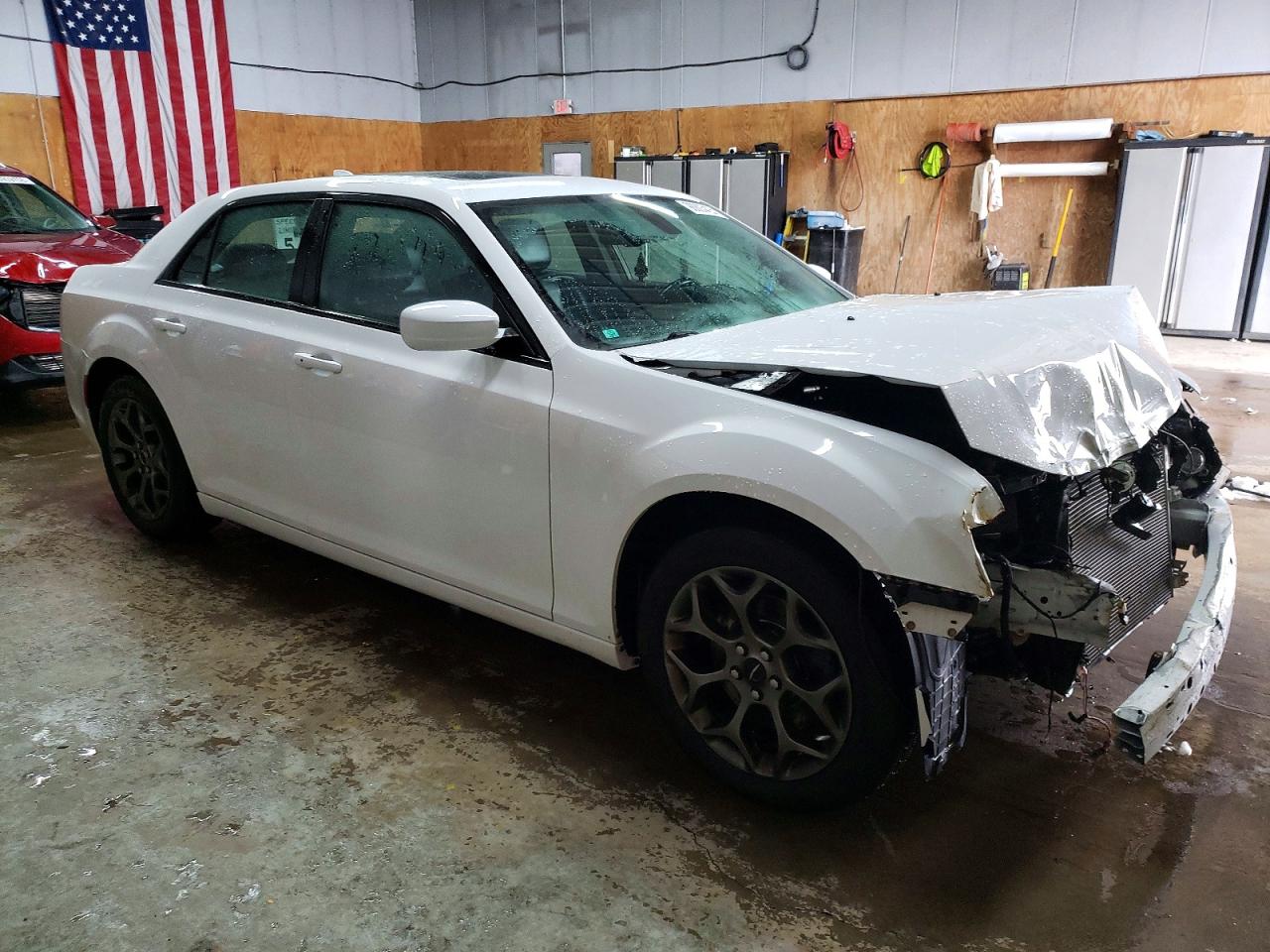 2016 CHRYSLER 300 S photo 4