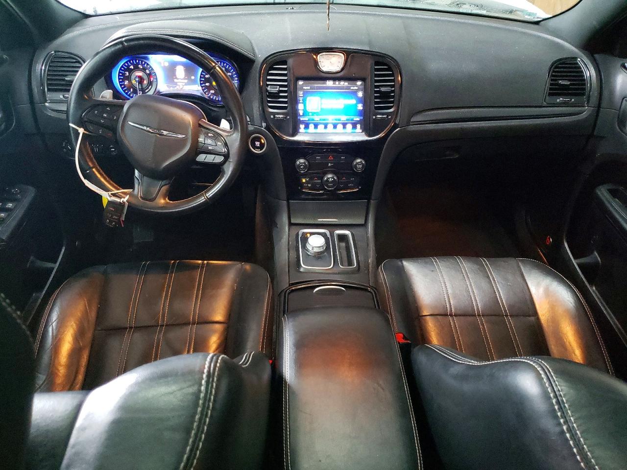 2016 CHRYSLER 300 S photo 8