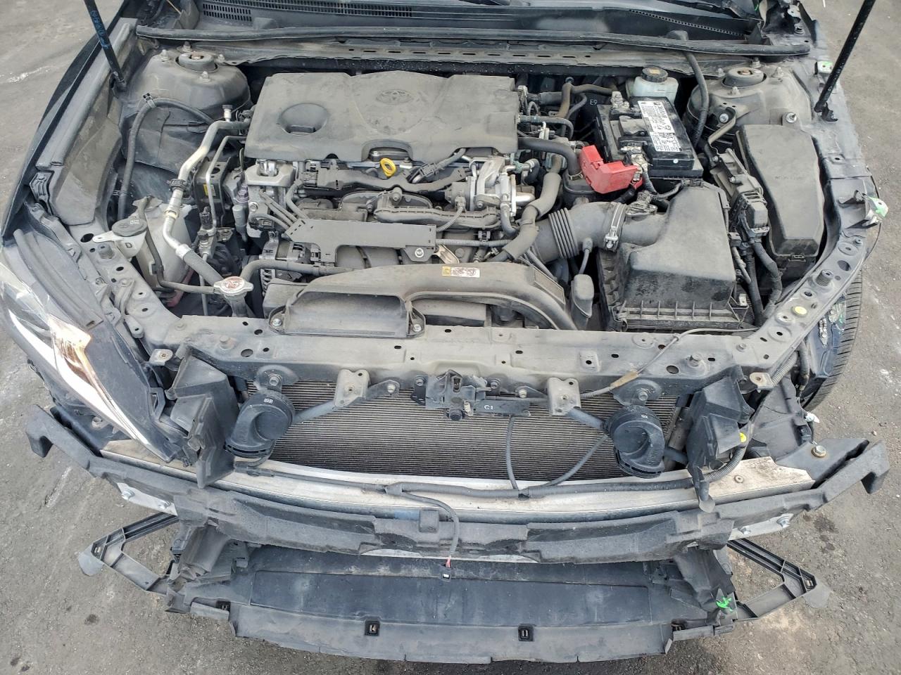 2018 TOYOTA CAMRY L photo 11