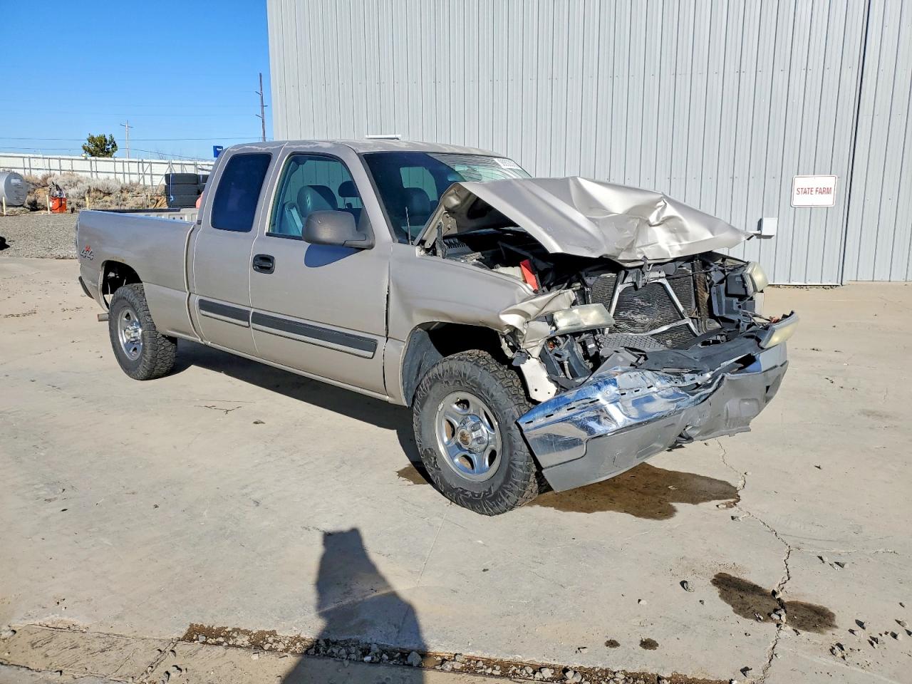 2004 CHEVROLET SILVERADO K1500 photo 4