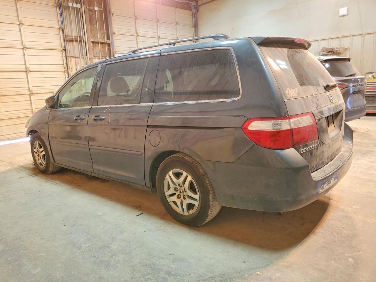 2006 HONDA ODYSSEY EX photo 2