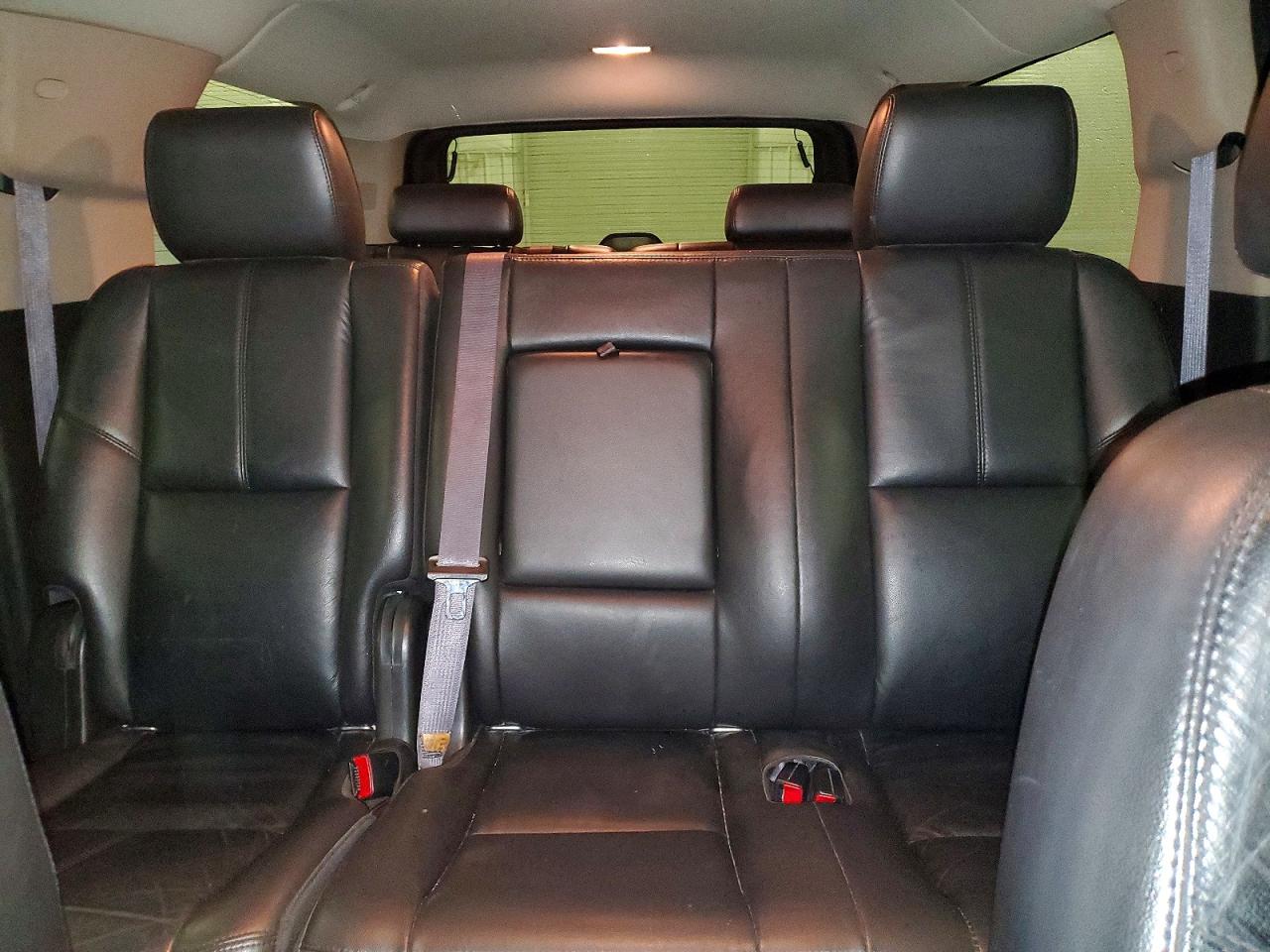 2011 GMC YUKON XL K1500 SLT photo 10