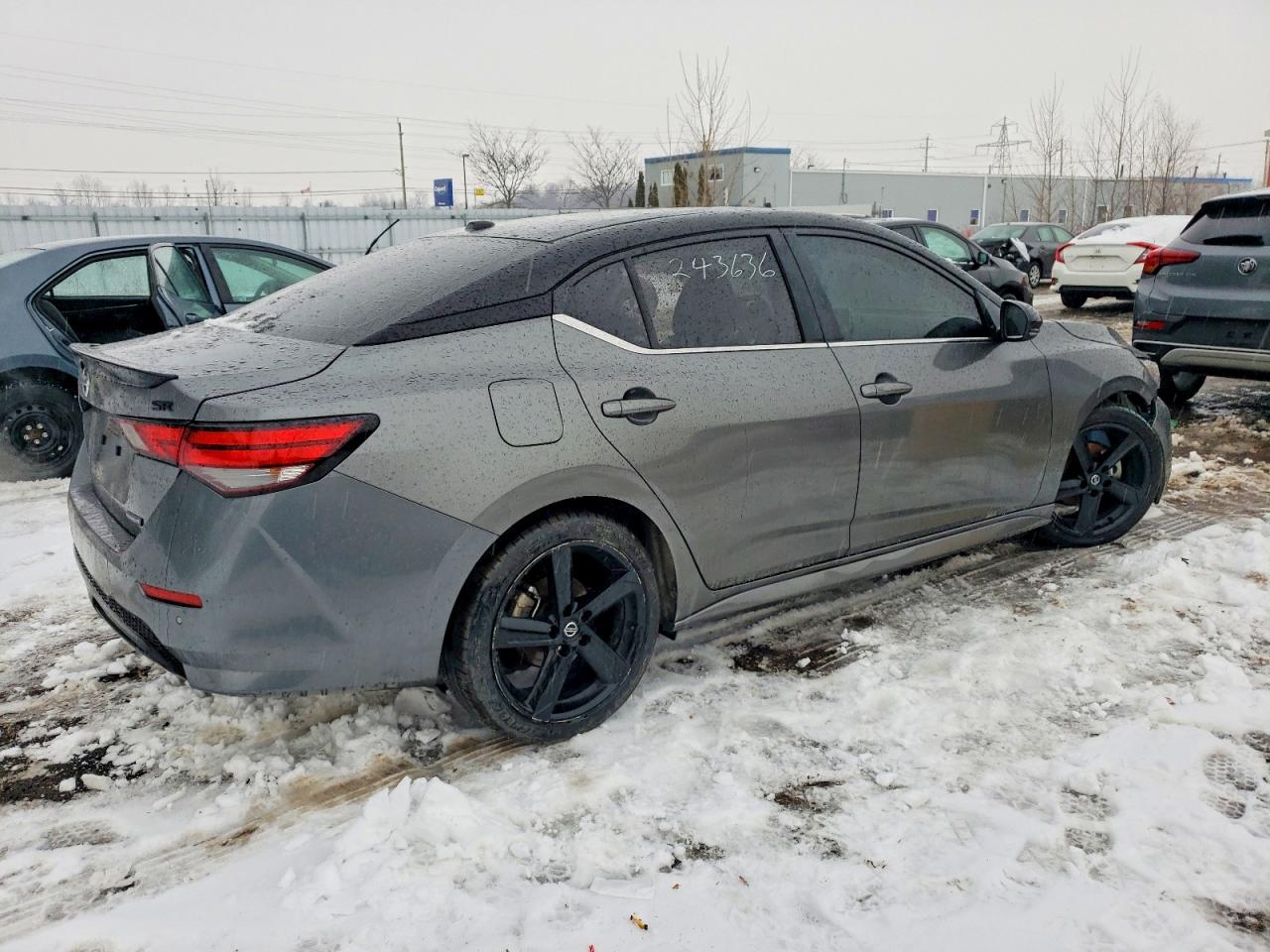 2022 NISSAN SENTRA SR photo 3