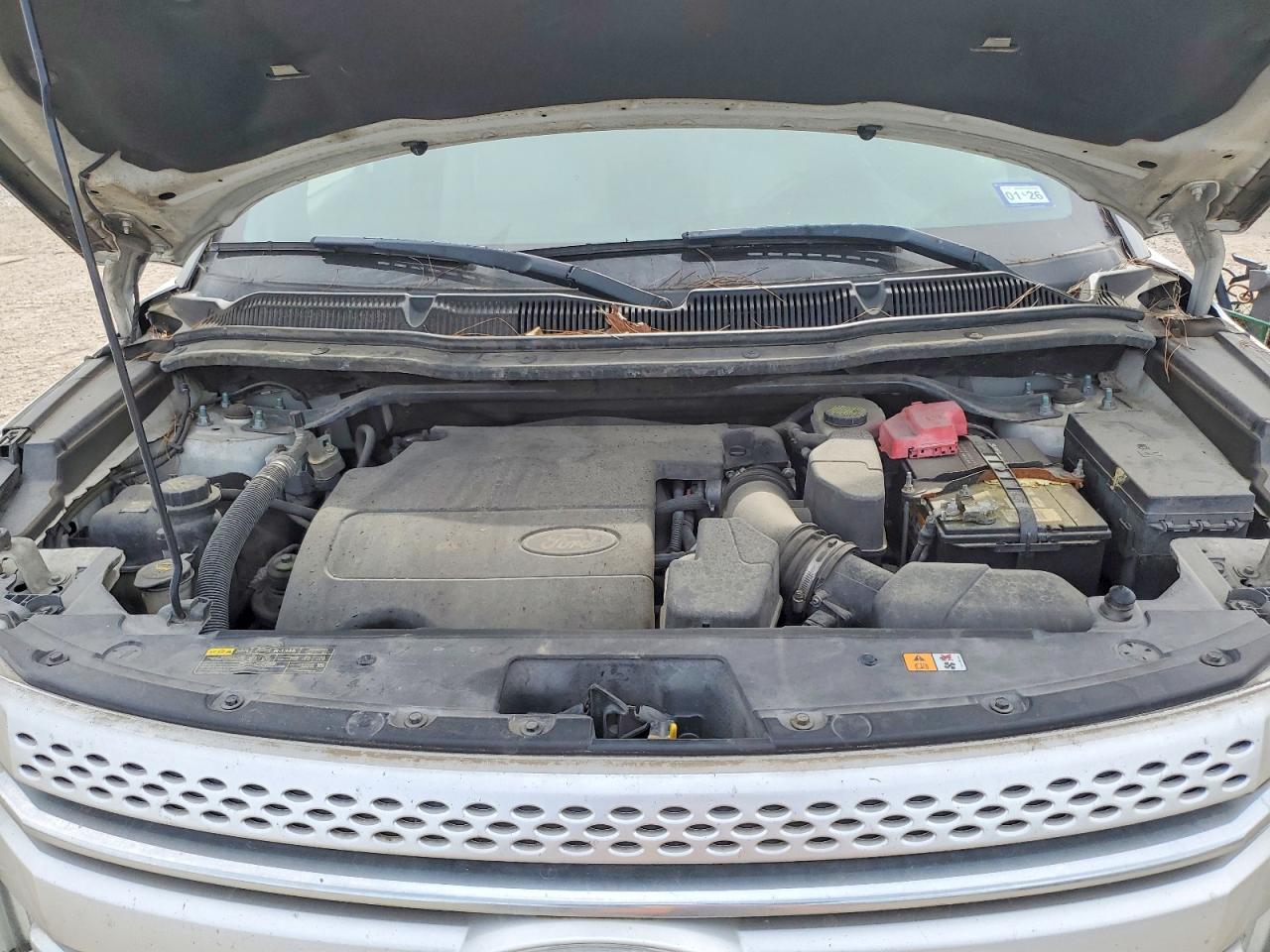 2011 FORD EXPLORER XLT photo 12