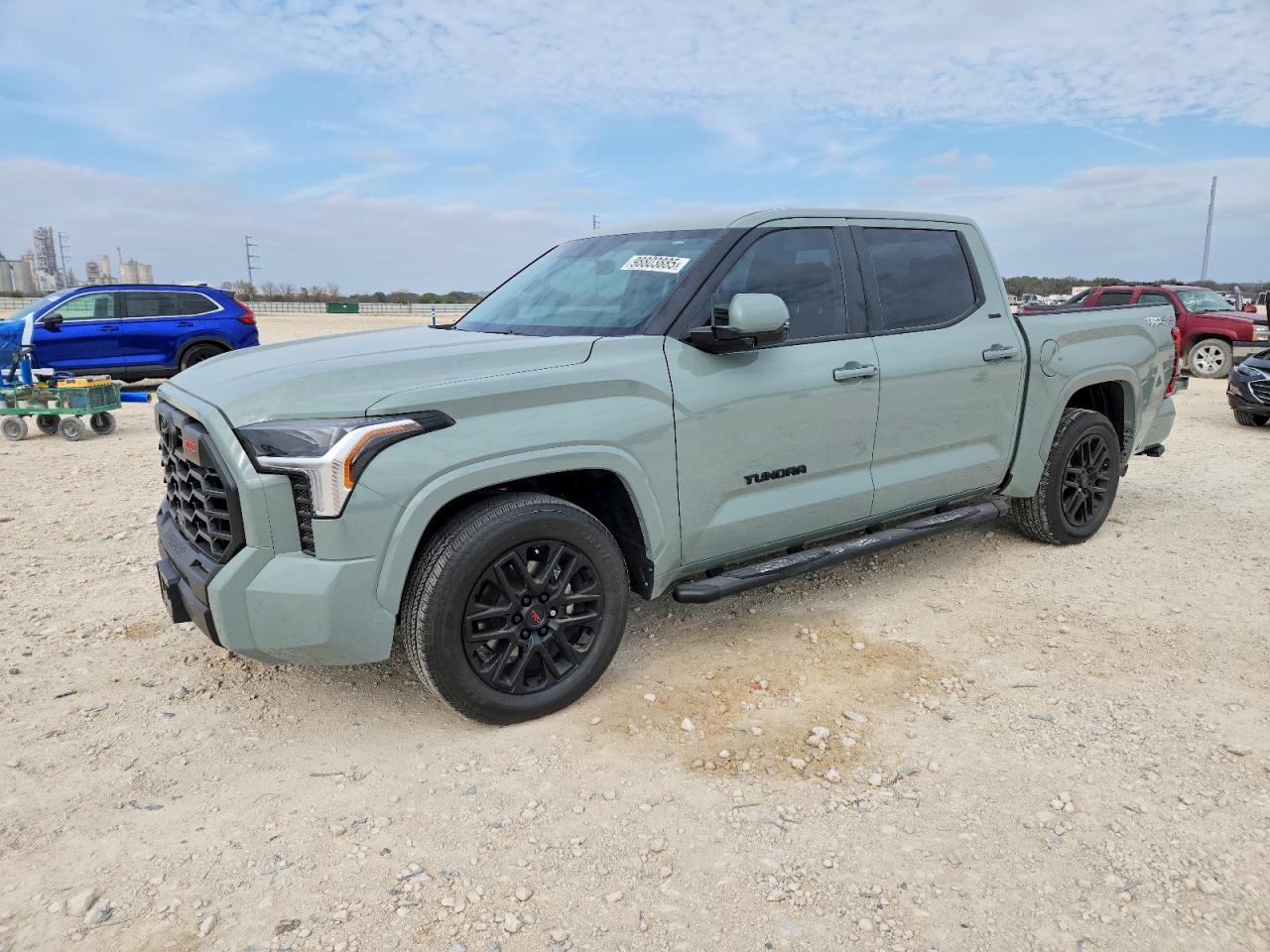 2024 TOYOTA TUNDRA