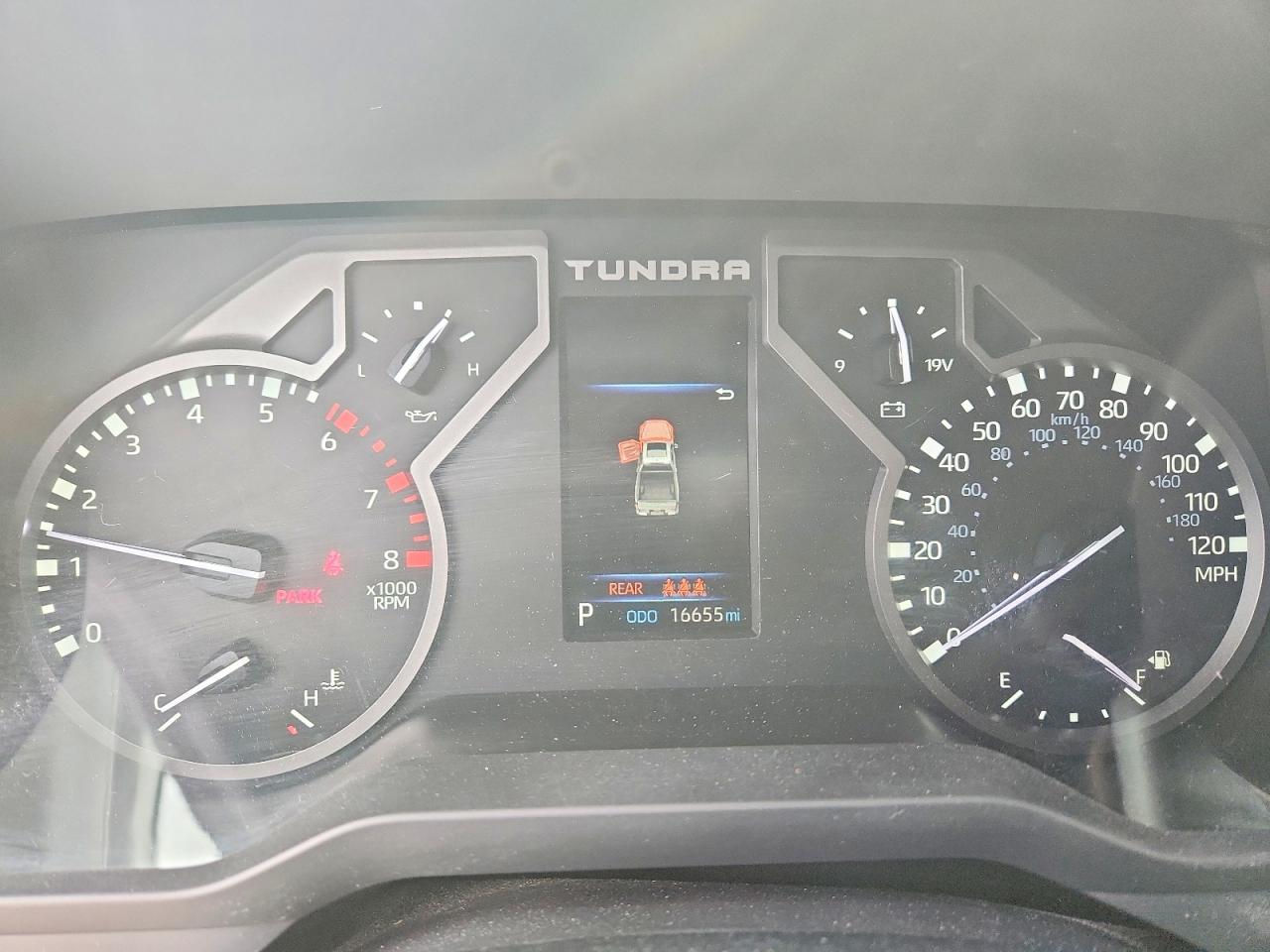 2024 TOYOTA TUNDRA CREWMAX SR photo 9
