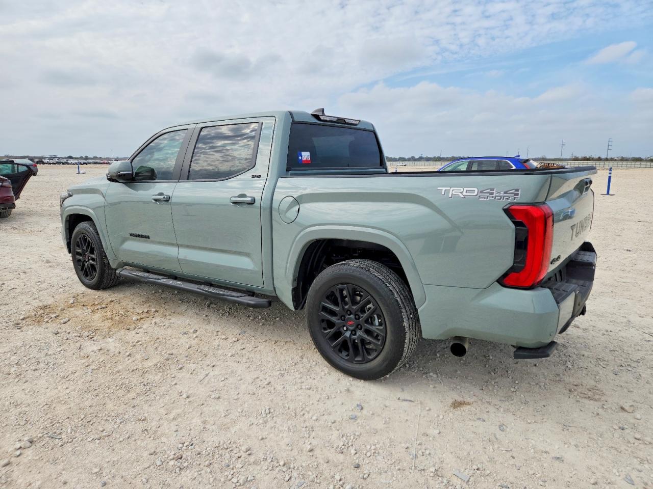 2024 TOYOTA TUNDRA CREWMAX SR photo 2